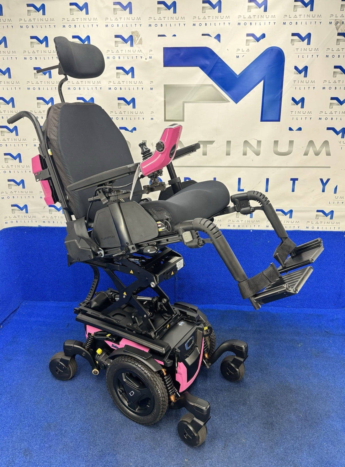 Quantum Edge 3 Stretto Powerchair – 6mph Narrow Electric Wheelchair (1614)