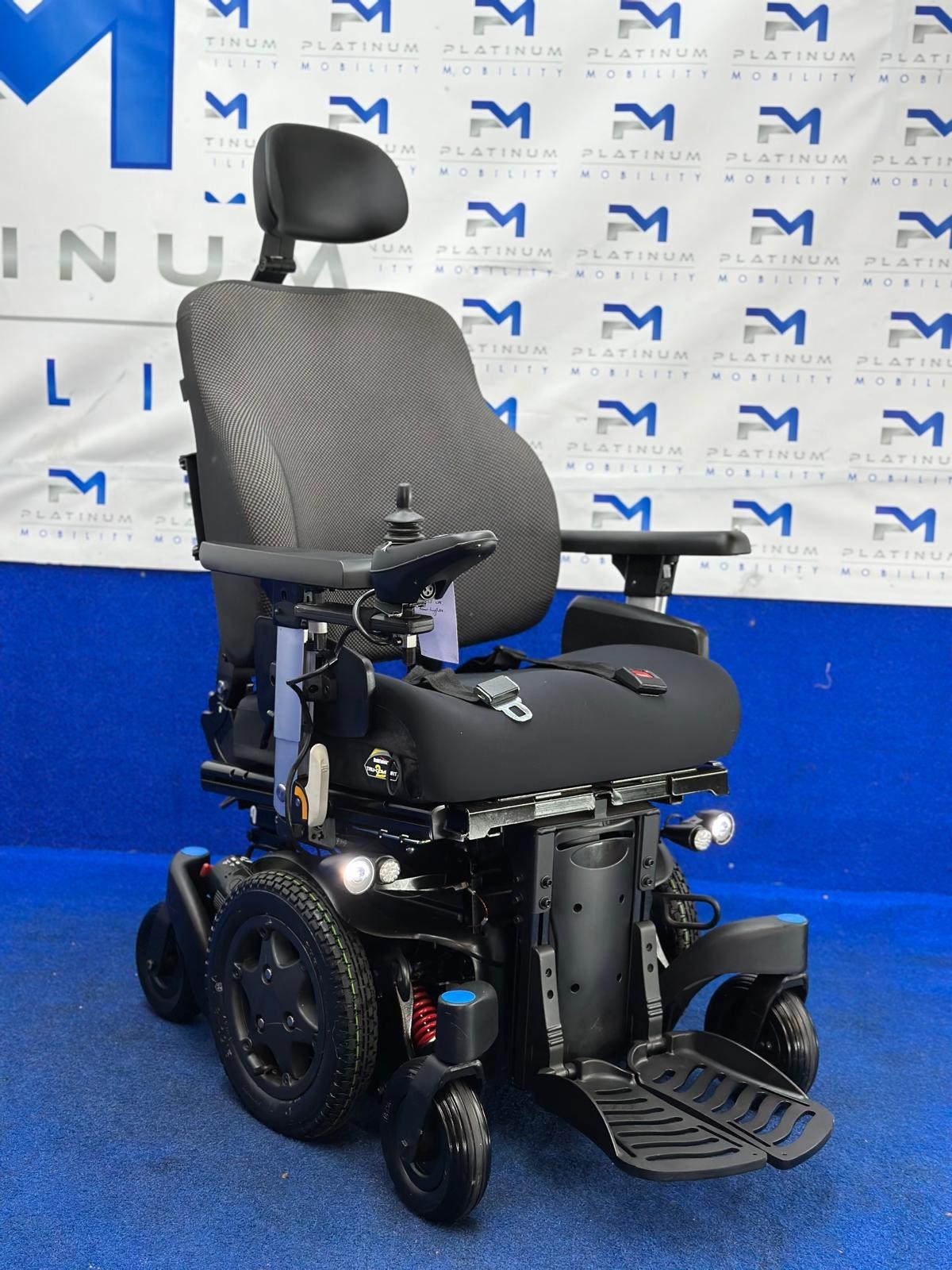 2024 Quickie Q500 M Powerchair – 6mph Riser Electric Wheelchair by Sunrise (1412