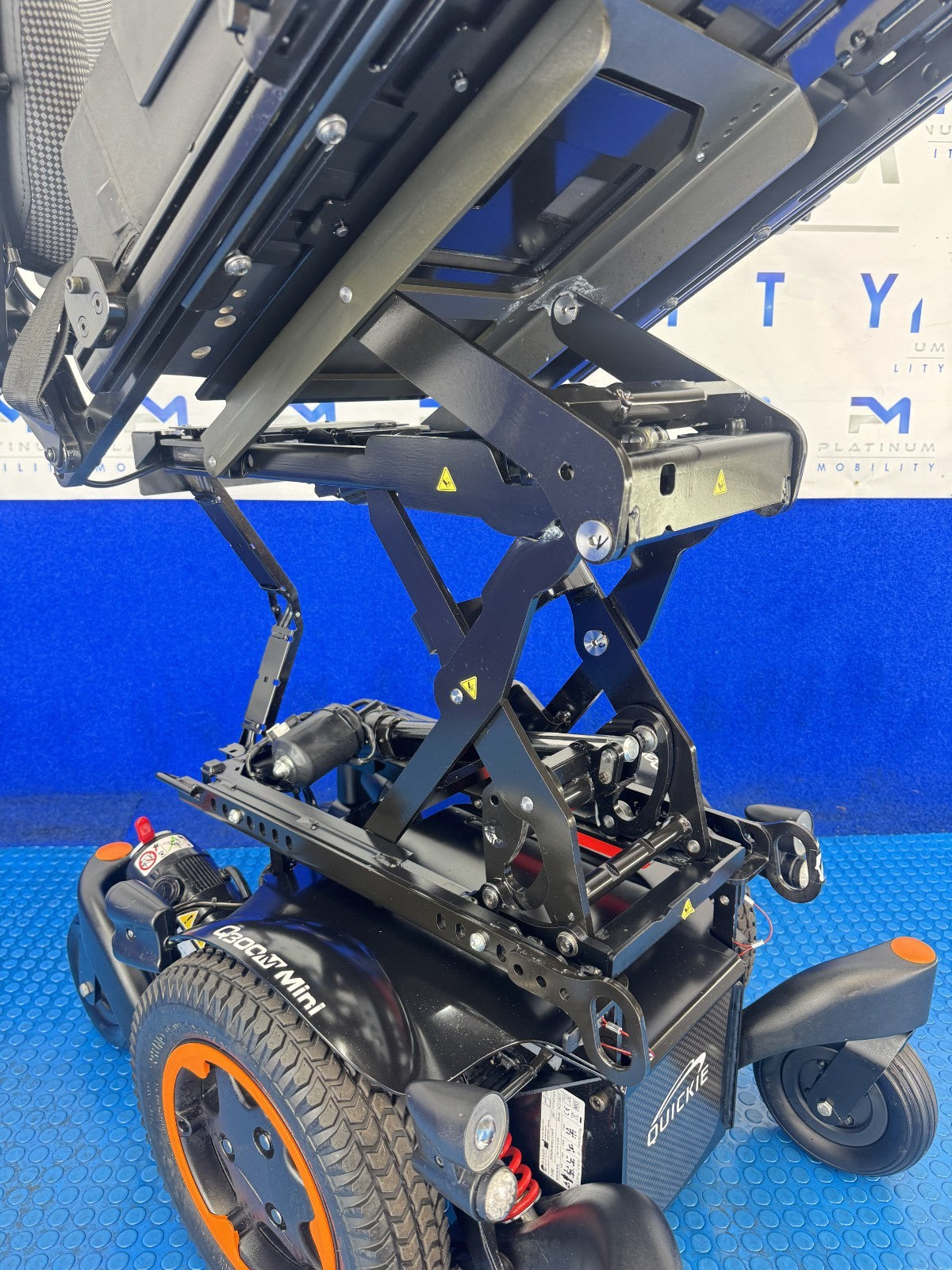 Sunrise Quickie Q300M Powerchair 6 mph Riser, Tilt Electric Wheelchair 2793