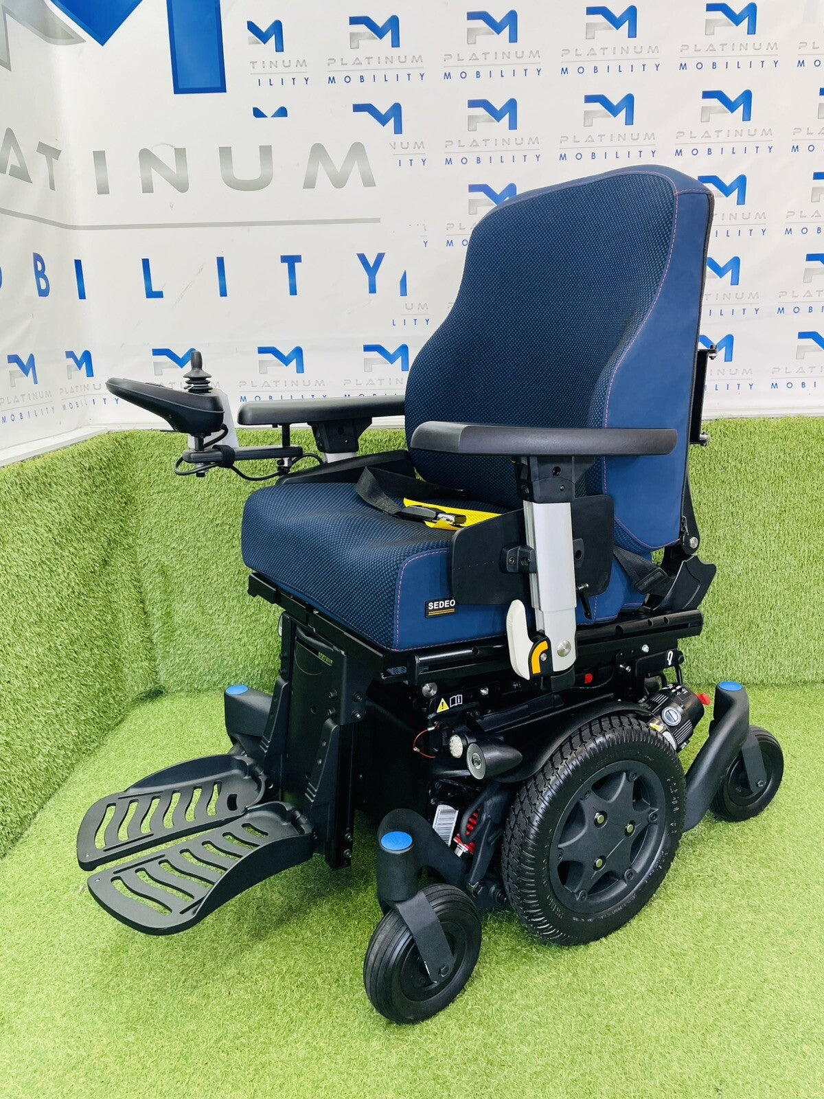 2021 SUNRISE QUICKIE Q500M 6MPH ELECTRIC RISE MOBILITY POWERCHAIR WHEELCHAIR 597