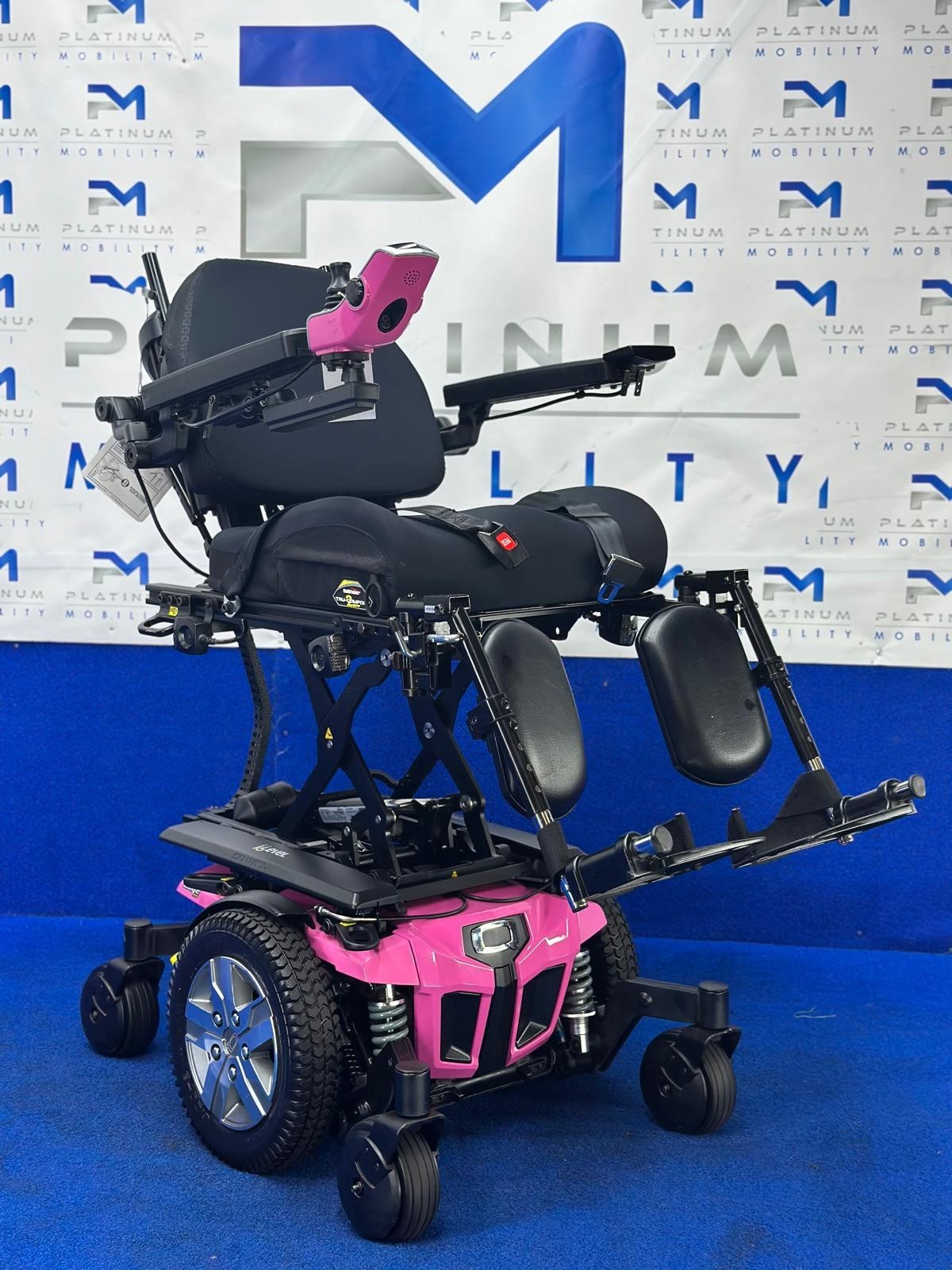 PRIDE QUANTUM Q6 EDGE 2.0 i-LEVEL 6 MPH ELECTRIC MOBILITY POWERCHAIR 1650