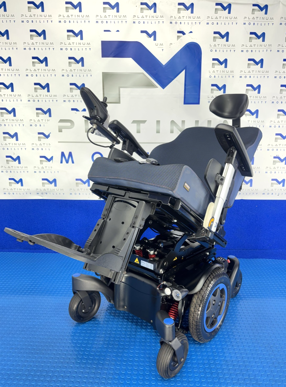 Sunrise Quickie Q500 M Powerchair – 6mph Riser & Tilt Electric Wheelchair 2980