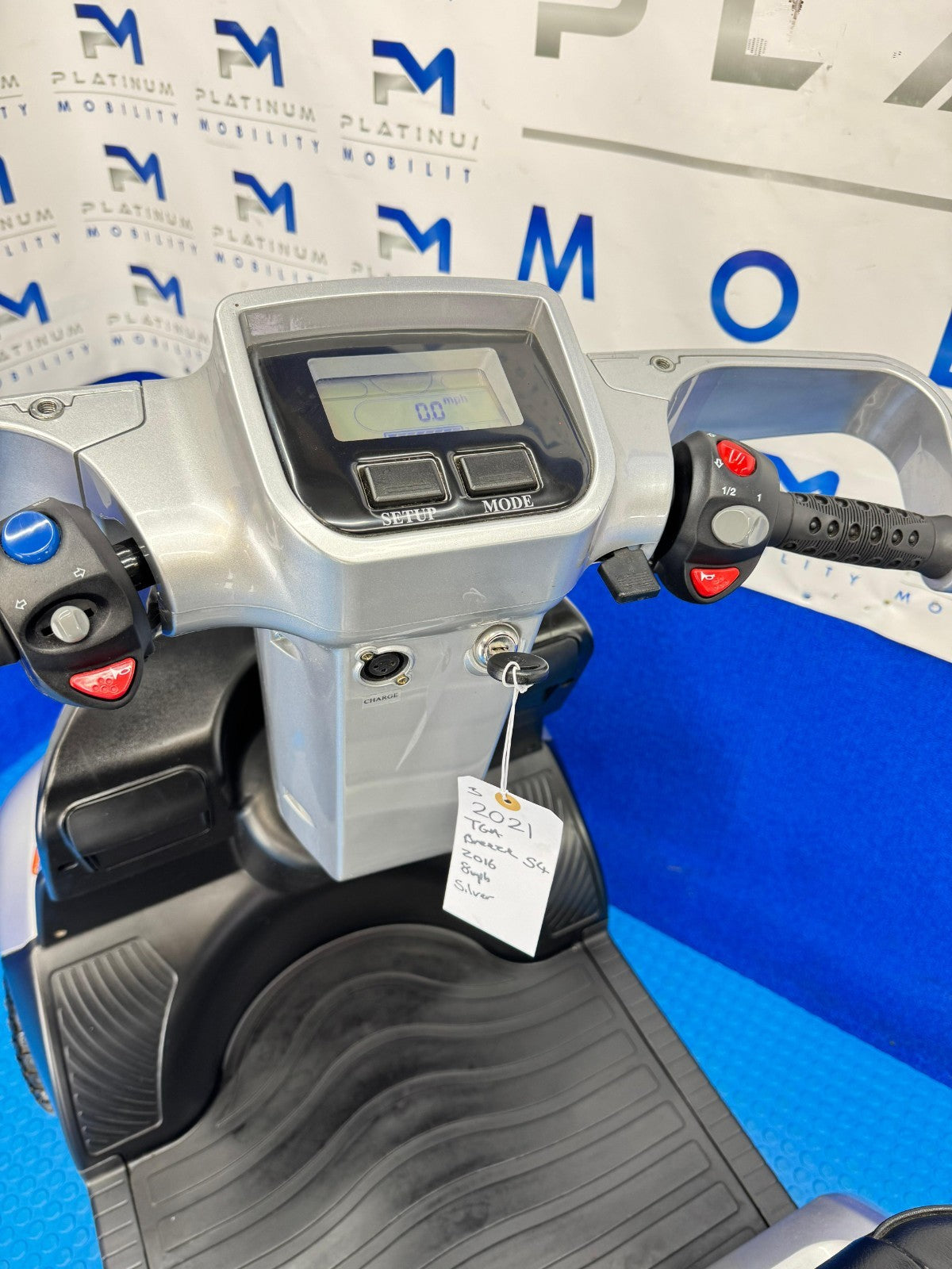 TGA Breeze S4 8MPH All Terrain Mobility Scooter Immaculate Condition 021