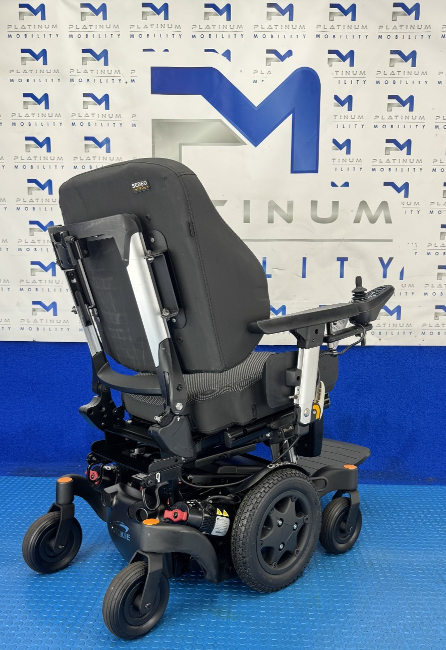SUNRISE QUICKIE Q500M 6 MPH ELECTRIC MOBILITY POWERCHAIR WHEELCHAIR 2924