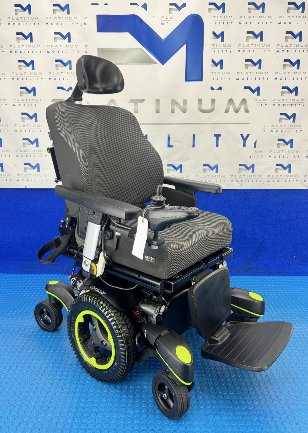 Sunrise Quickie Q700 M Powerchair – 6mph Riser Tilt Electric Wheelchair 2273