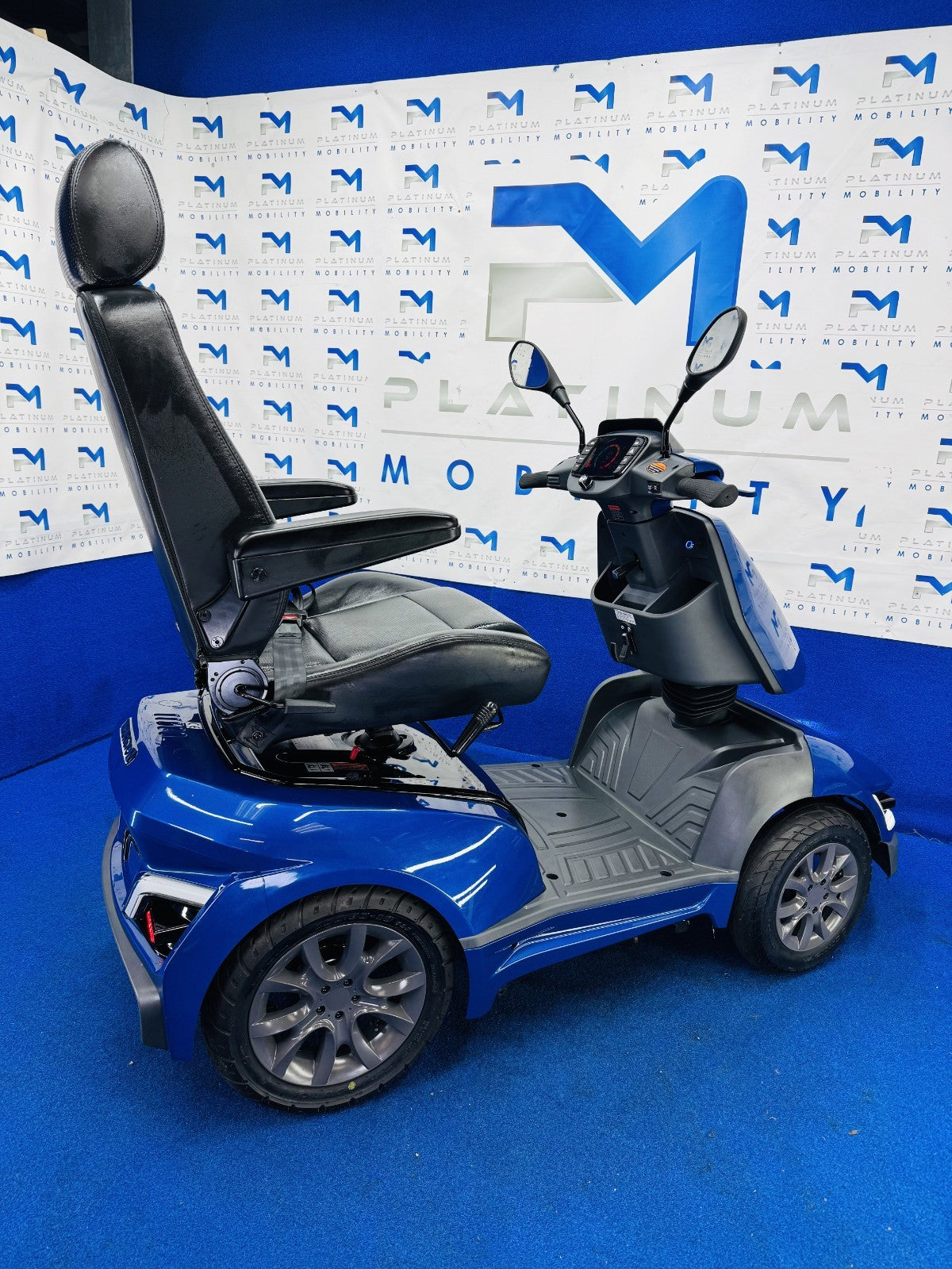 2025 Motion Healthcare Xcursion Mobility Scooter 8MPH Stunning!