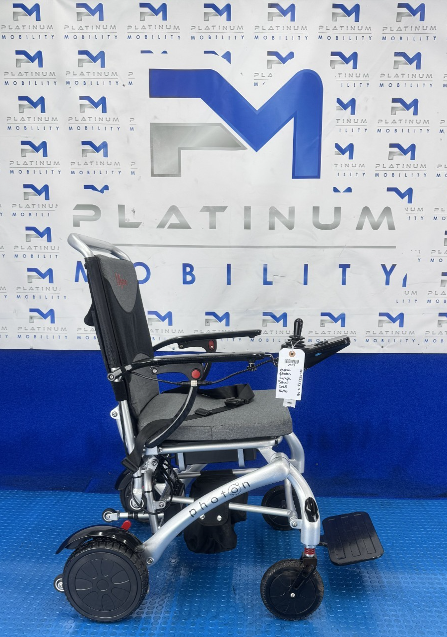Motion Photon Ultra-Lightweight Folding Wheelchair 4mph 15.8kg 2565
