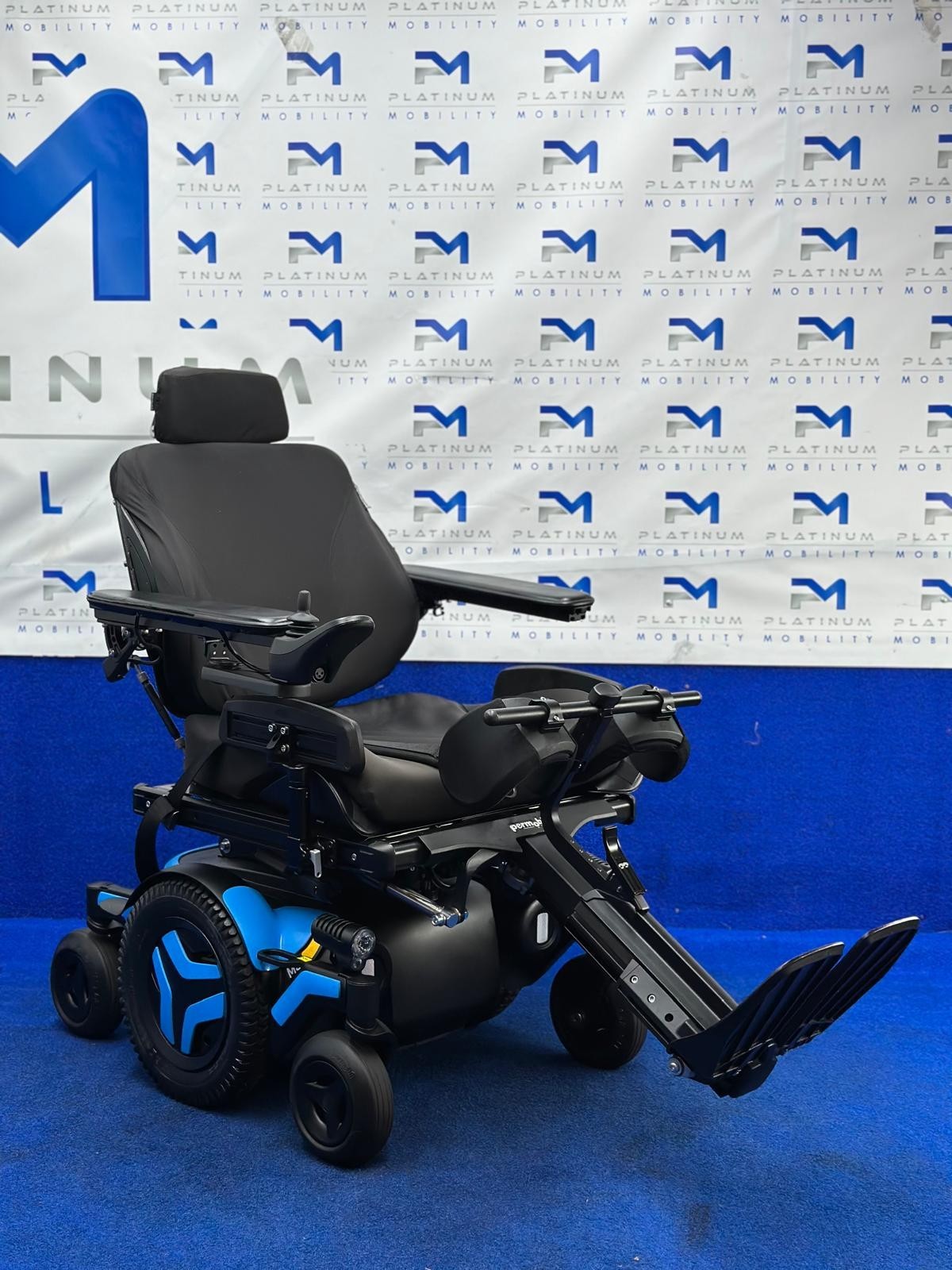 Permobil M3 Corpus 4 mph Electric Wheelchair Powerchair Mobility Standing 736