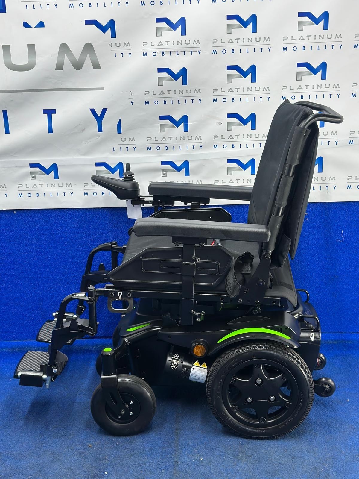 2024 Quickie Q100R Powerchair – 4mph Small Electric Wheelchair (1052)