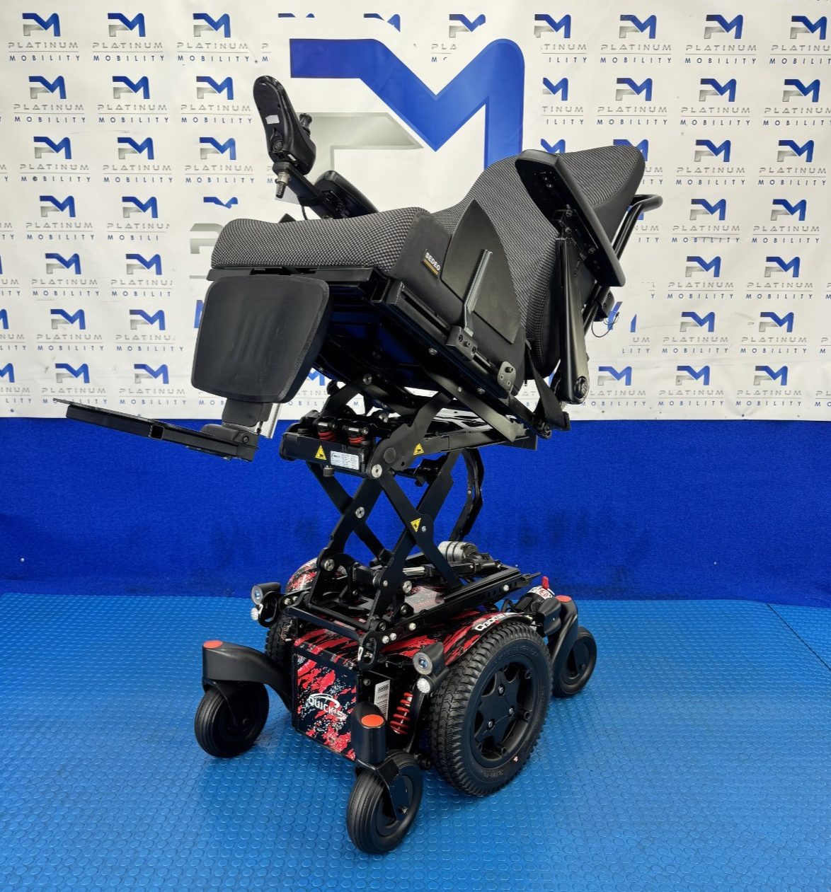Sunrise Quickie Q300M Mini Powerchair 6 mph Riser Electric Wheelchair 1813