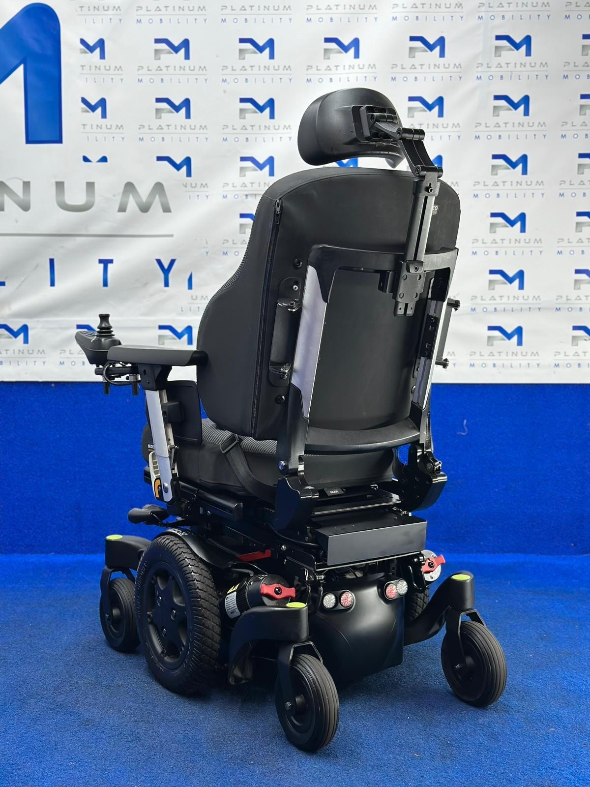 Quickie Q500 M Powerchair – 6mph Riser Electric Wheelchair by Sunrise (1511)
