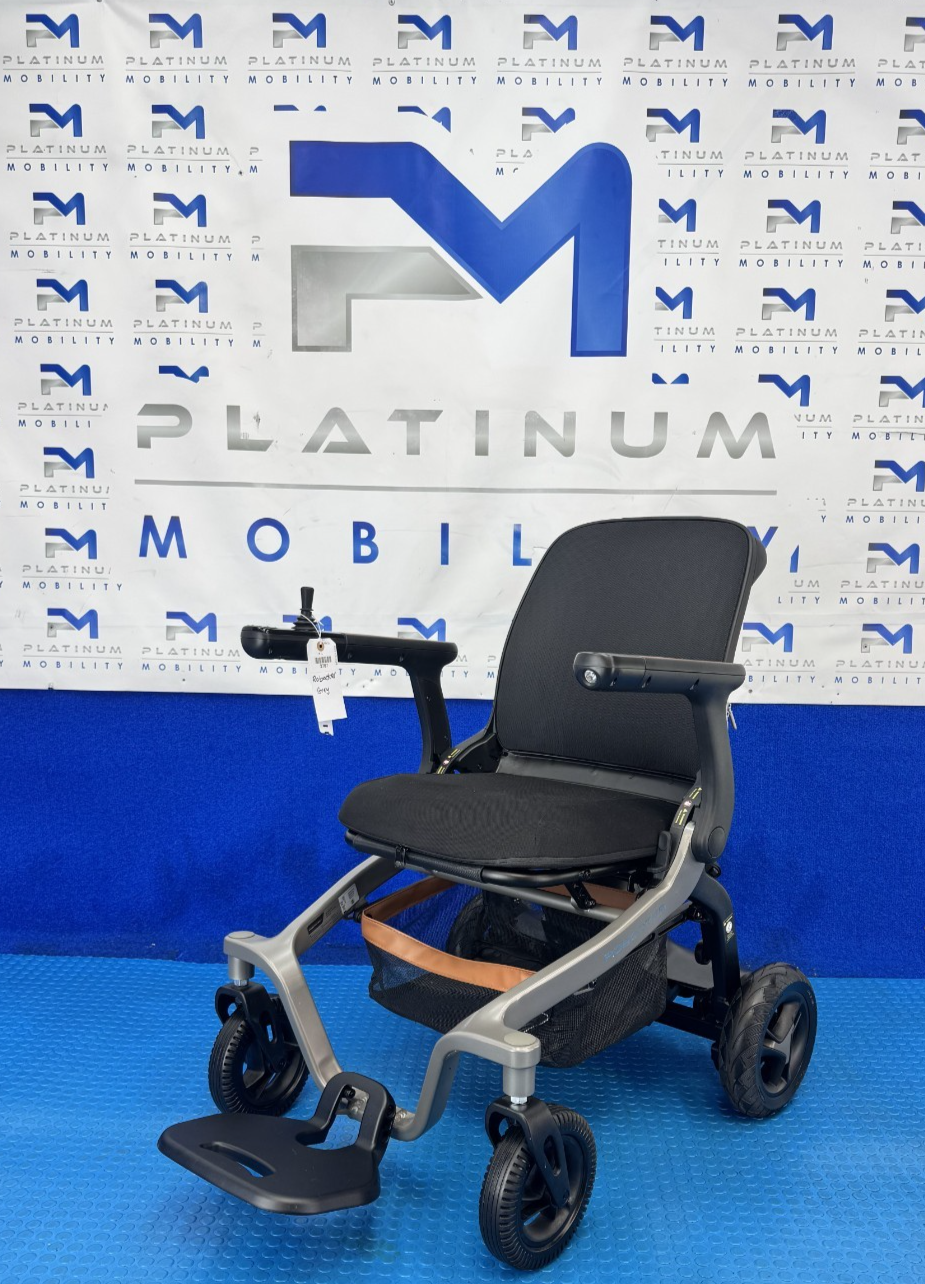 2024 Robooter E40 Folding Mobility Electric Wheelchair Remote 4mph 2787