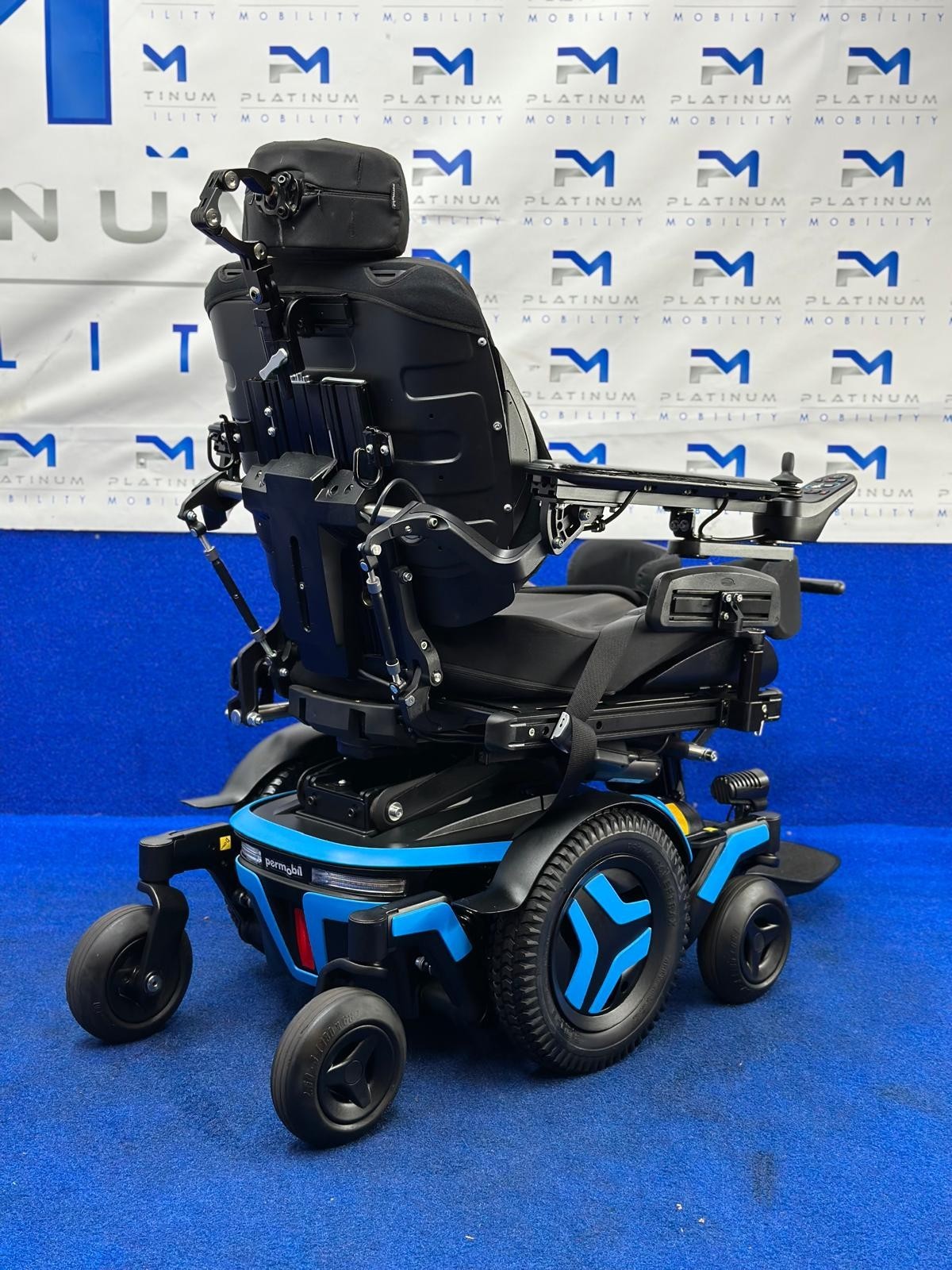 Permobil M3 Corpus 4 mph Electric Wheelchair Powerchair Mobility Standing 736