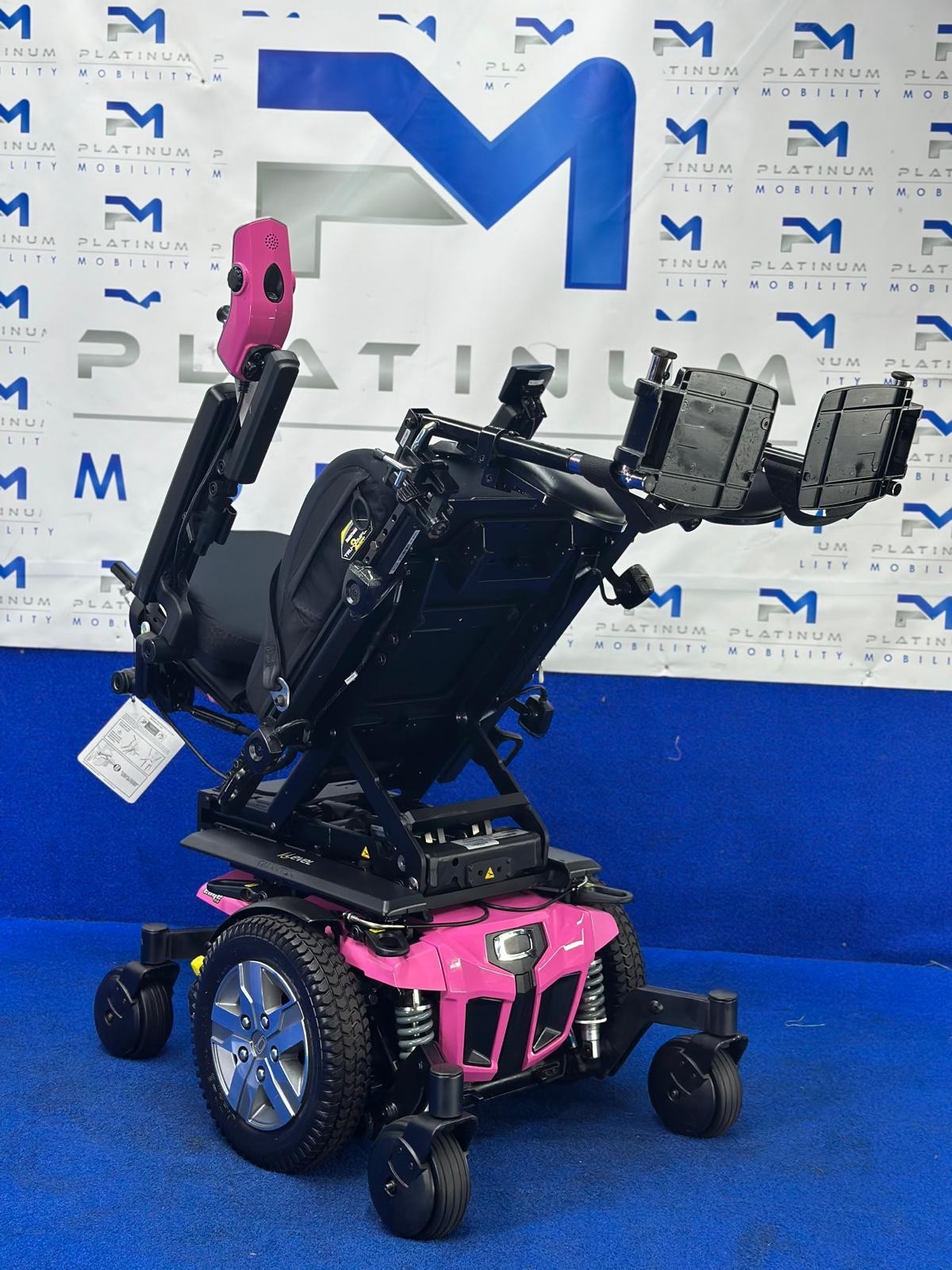 PRIDE QUANTUM Q6 EDGE 2.0 i-LEVEL 6 MPH ELECTRIC MOBILITY POWERCHAIR 1650