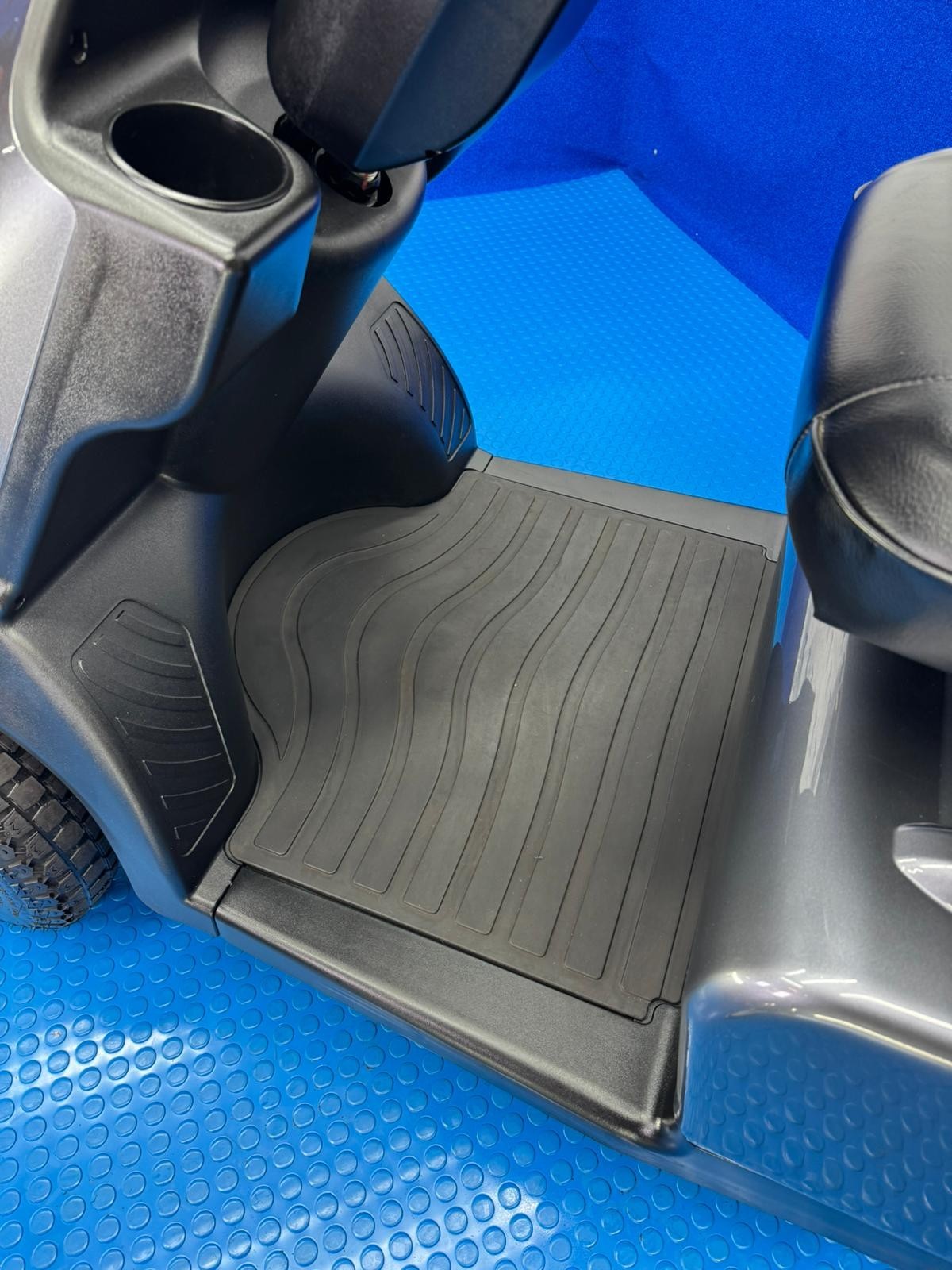 2022 TGA Breeze S4 8MPH All Terrain Mobility Scooter Immaculate Condition 1871