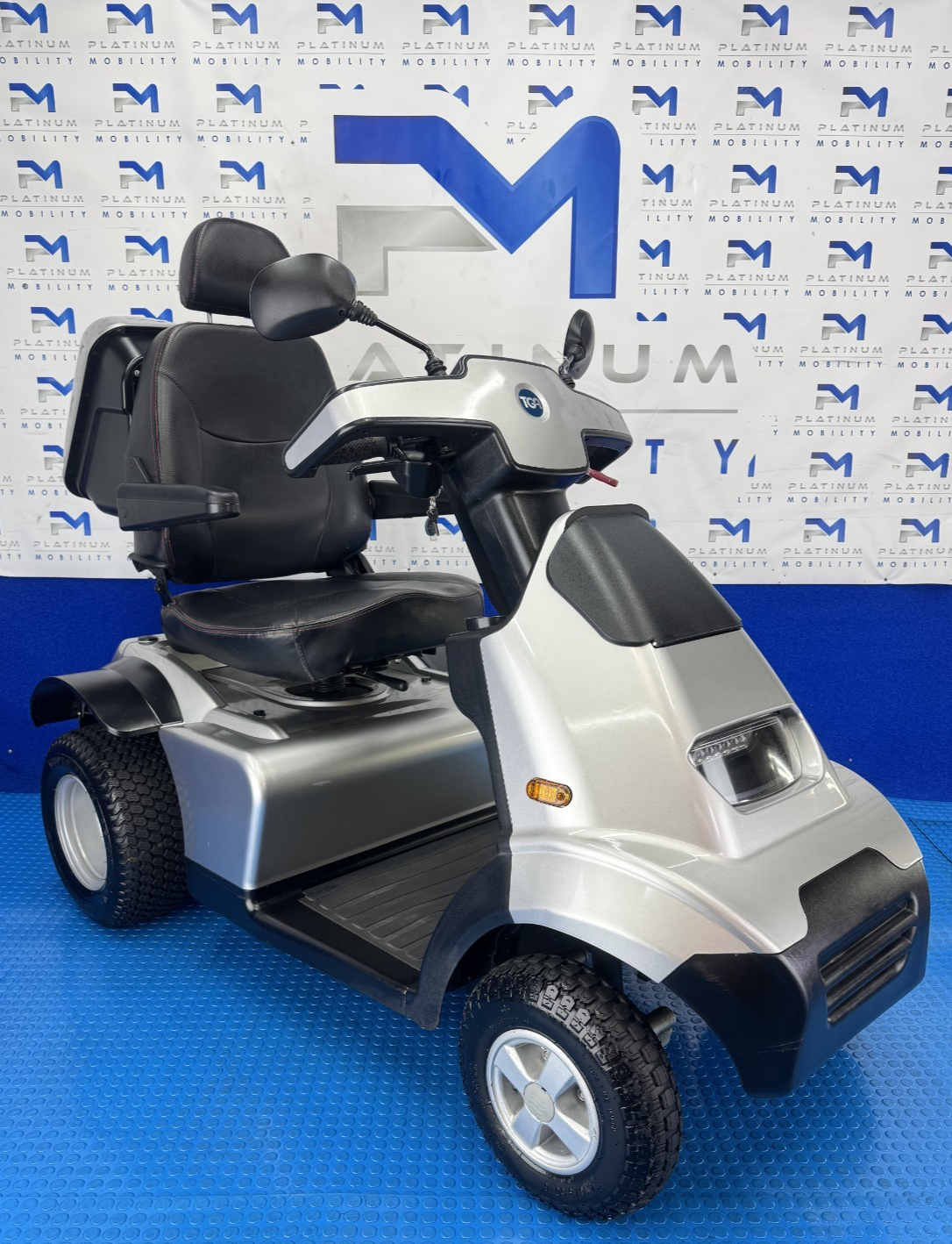 TGA Breeze S4 GT 8MPH All Terrain Mobility Scooter New Batteries No VAT 2965