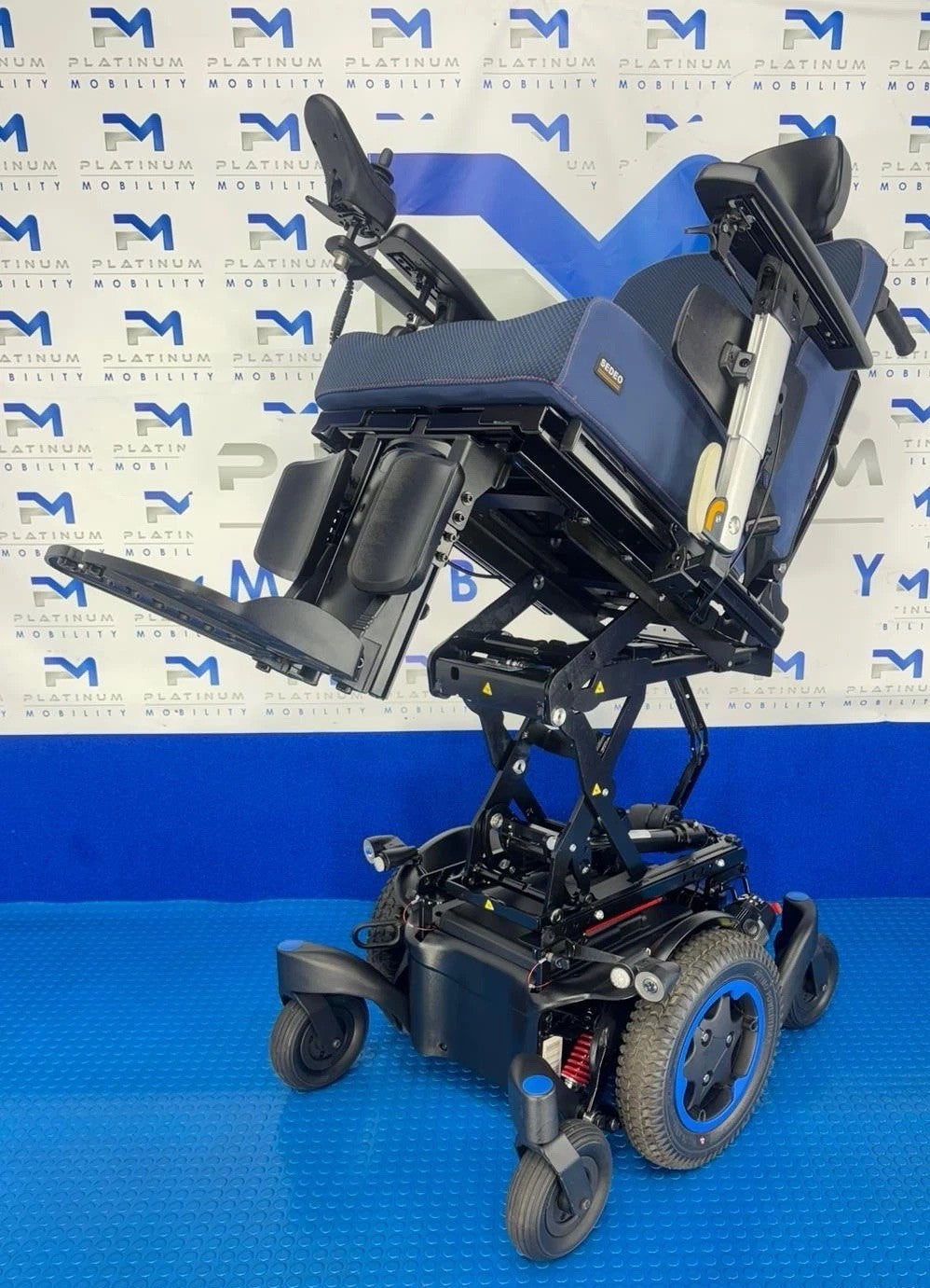 2026 SUNRISE Q500M 6MPH Electric Powerchair MANUAL RECLINE RISER TILT 4009