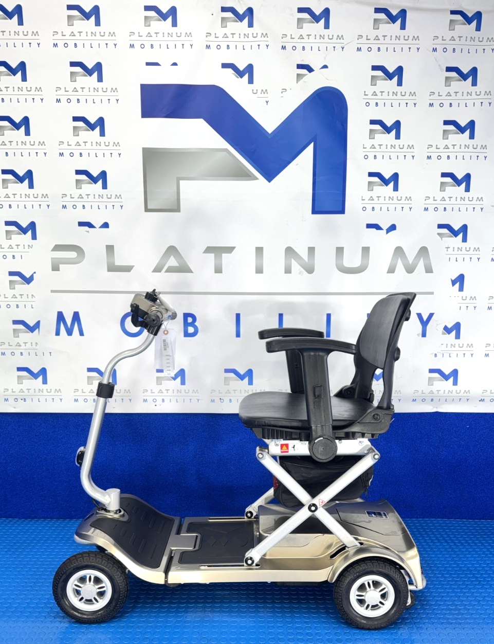 Kymco K-Lite FE Remote Mobility Scooter Auto Folding Lightweight 4 MPH 2717