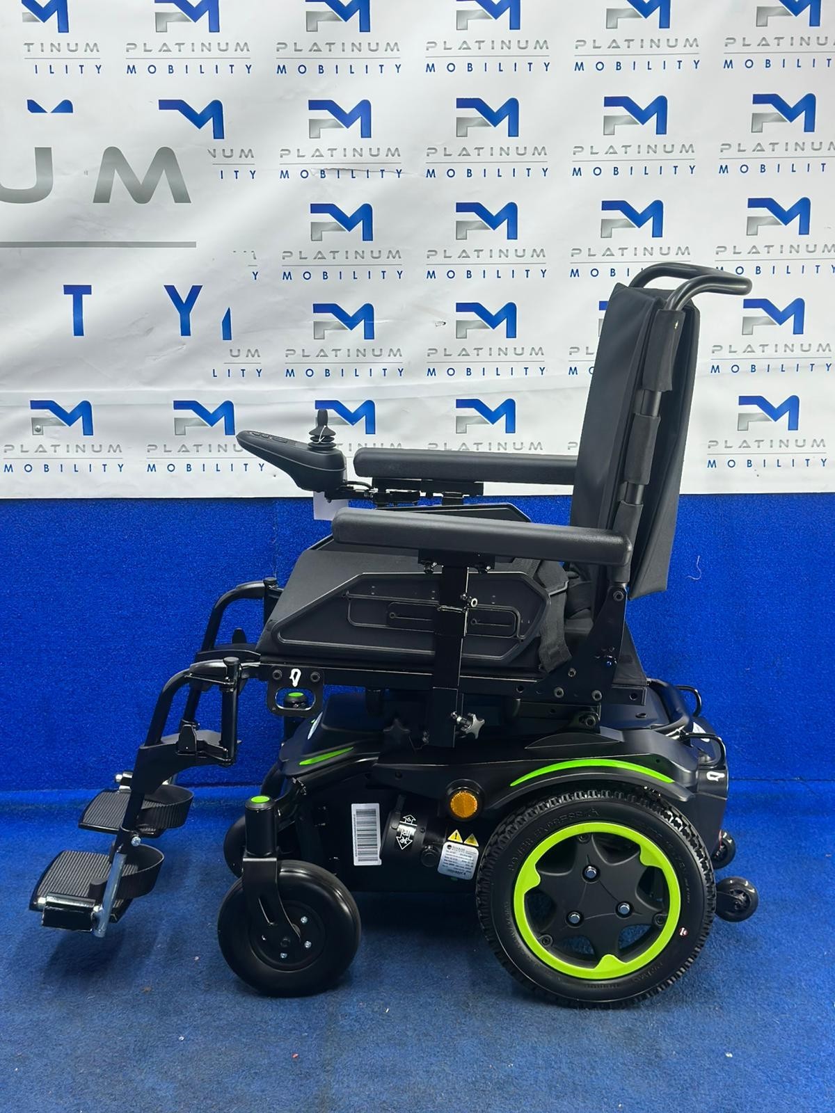 2024 Quickie Q100R Powerchair – 4mph Small Electric Wheelchair (1262)