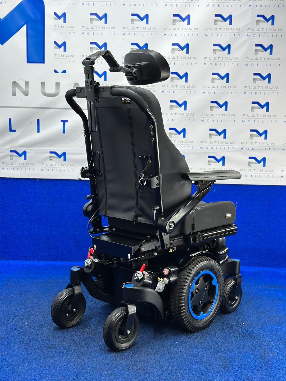 QUICKIE Q300 M MINI 6 MPH ELECTRIC MOBILITY POWERCHAIR ELECTRIC WHEELCHAIR 1486