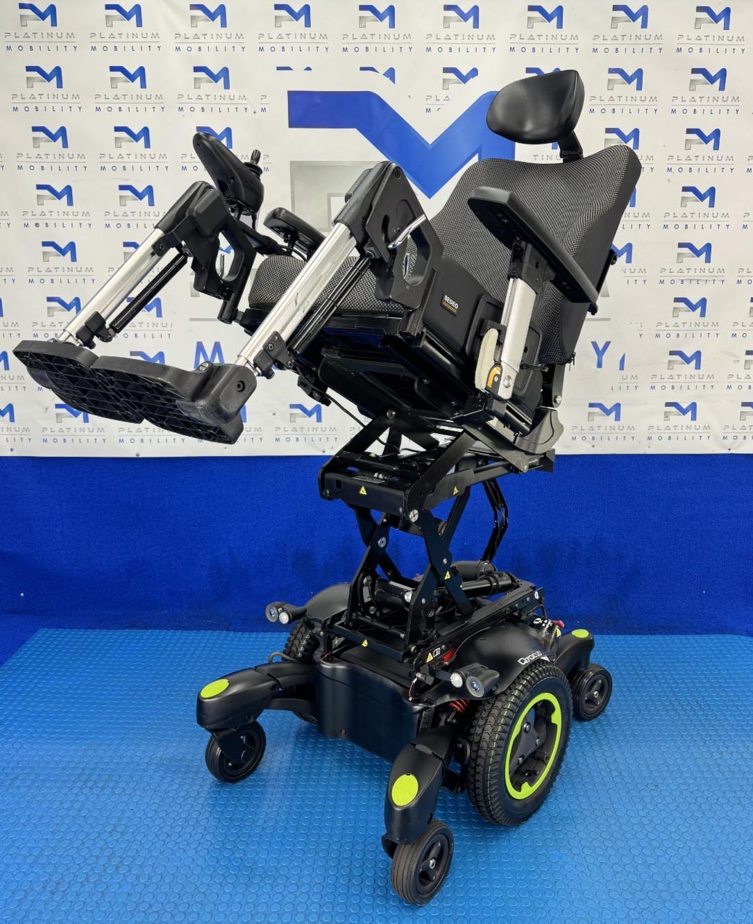Sunrise Quickie Q700 M Powerchair – 6mph Riser Tilt Electric Wheelchair 2247
