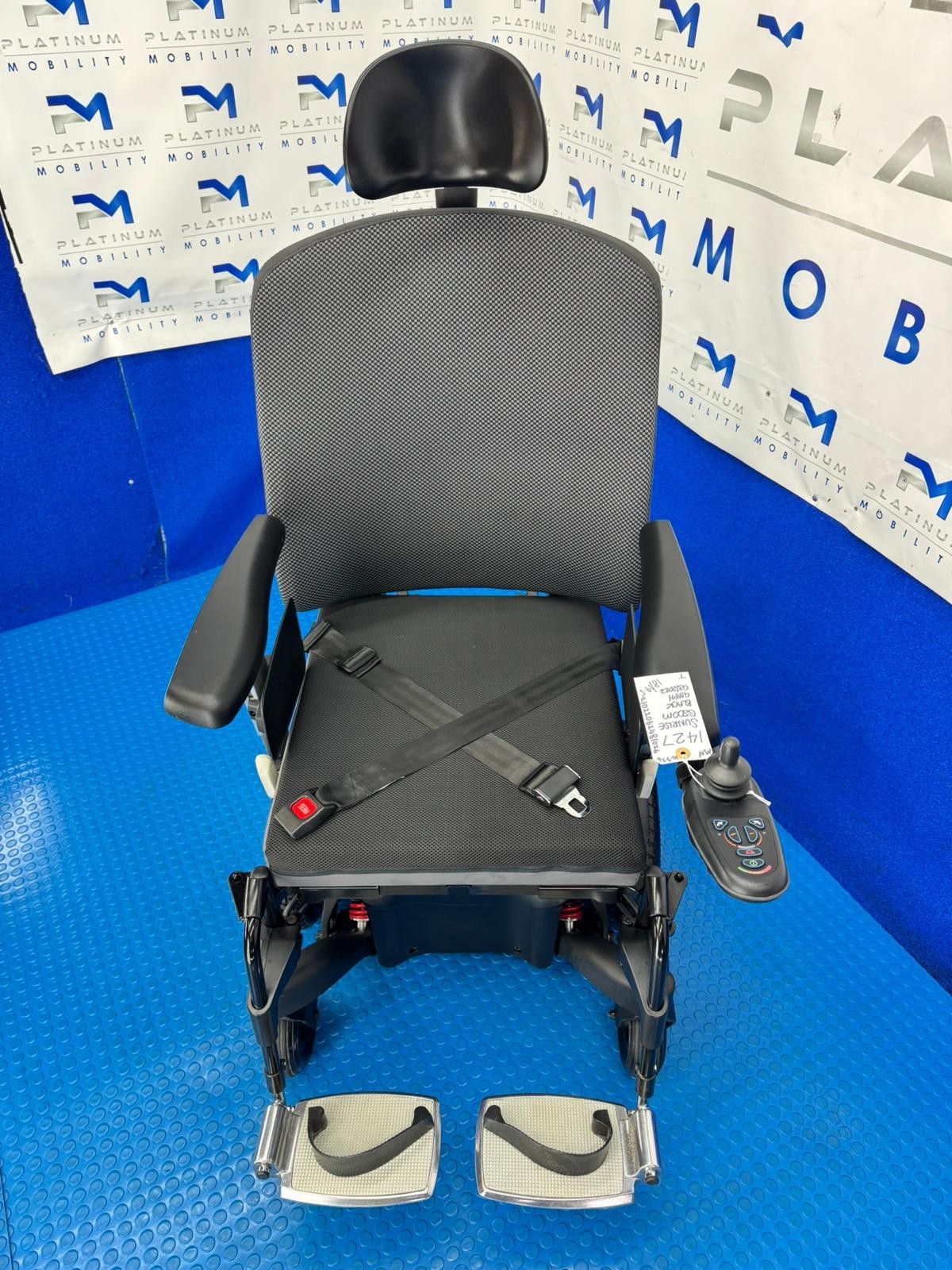 SUNRISE QUICKIE Q500 M 4MPH ELECTRIC MOBILITY POWERCHAIR WHEELCHAIR CHAIR 1425