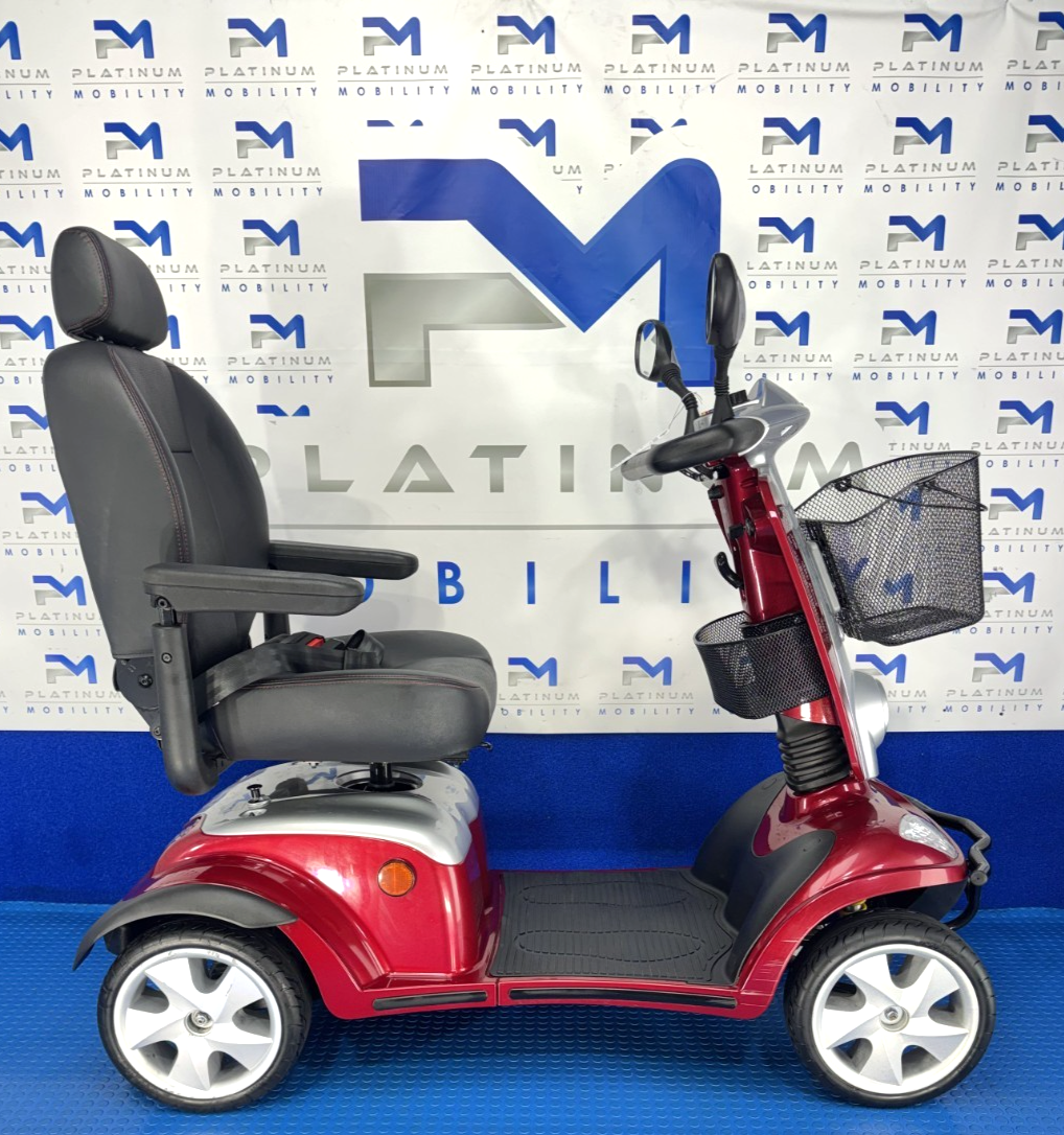 Kymco Maxi 4 Wheeled Mobility Scooter New Batteries, Solid Tyres, 8mph 4146