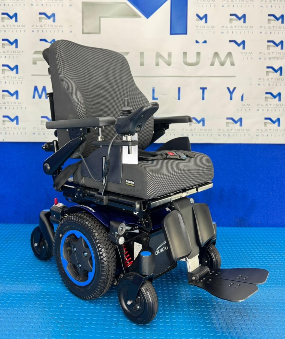 Sunrise Quickie Q300 M Mini Powerchair 6 mph Riser Electric Wheelchair 2223