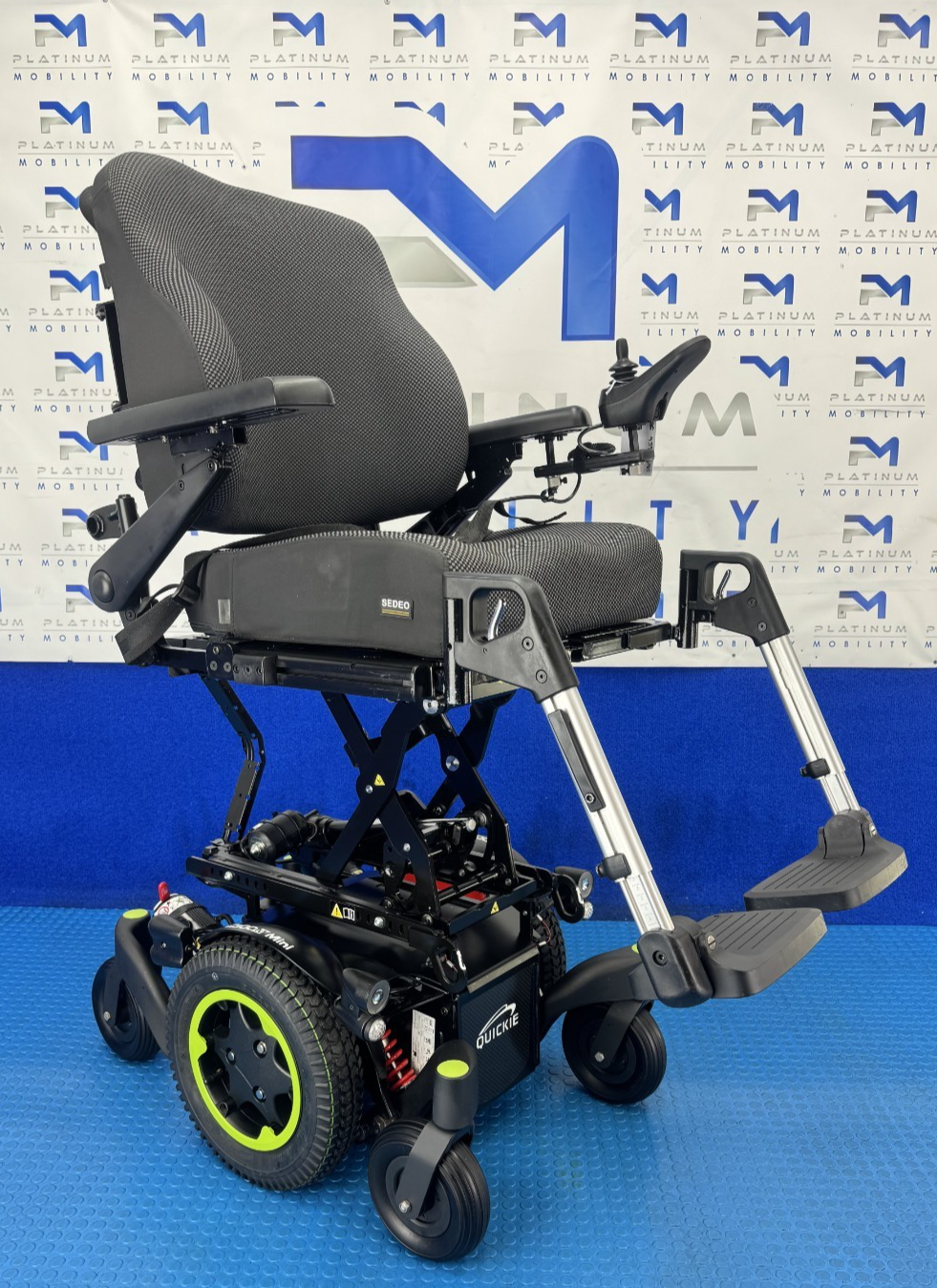 Sunrise Quickie Q300M Powerchair 6 mph Riser, Tilt Electric Wheelchair 2862