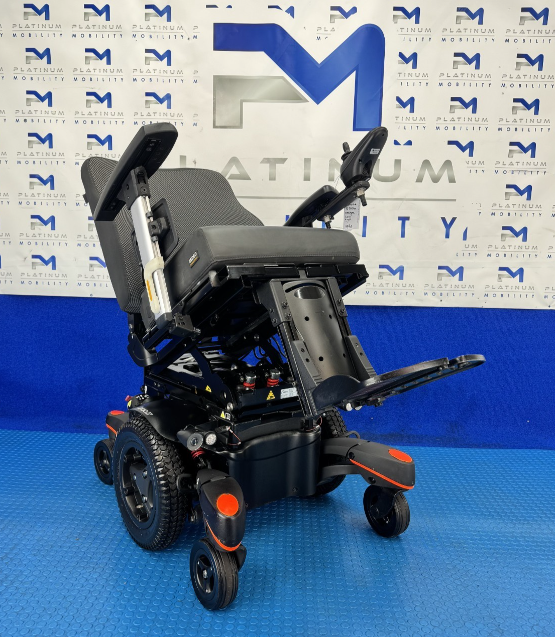 Sunrise Quickie Q700 M Powerchair – 6mph Riser Tilt Electric Wheelchair 2316