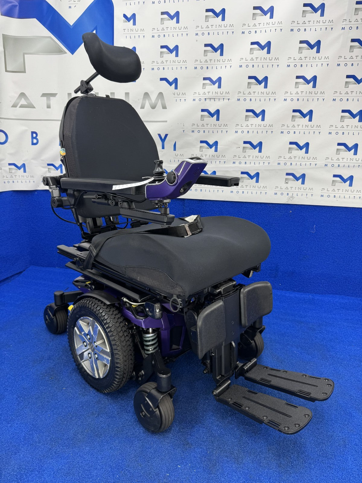 PRIDE QUANTUM Q6 EDGE 2.0 i-LEVEL 6 MPH ELECTRIC MOBILITY POWERCHAIR 1395