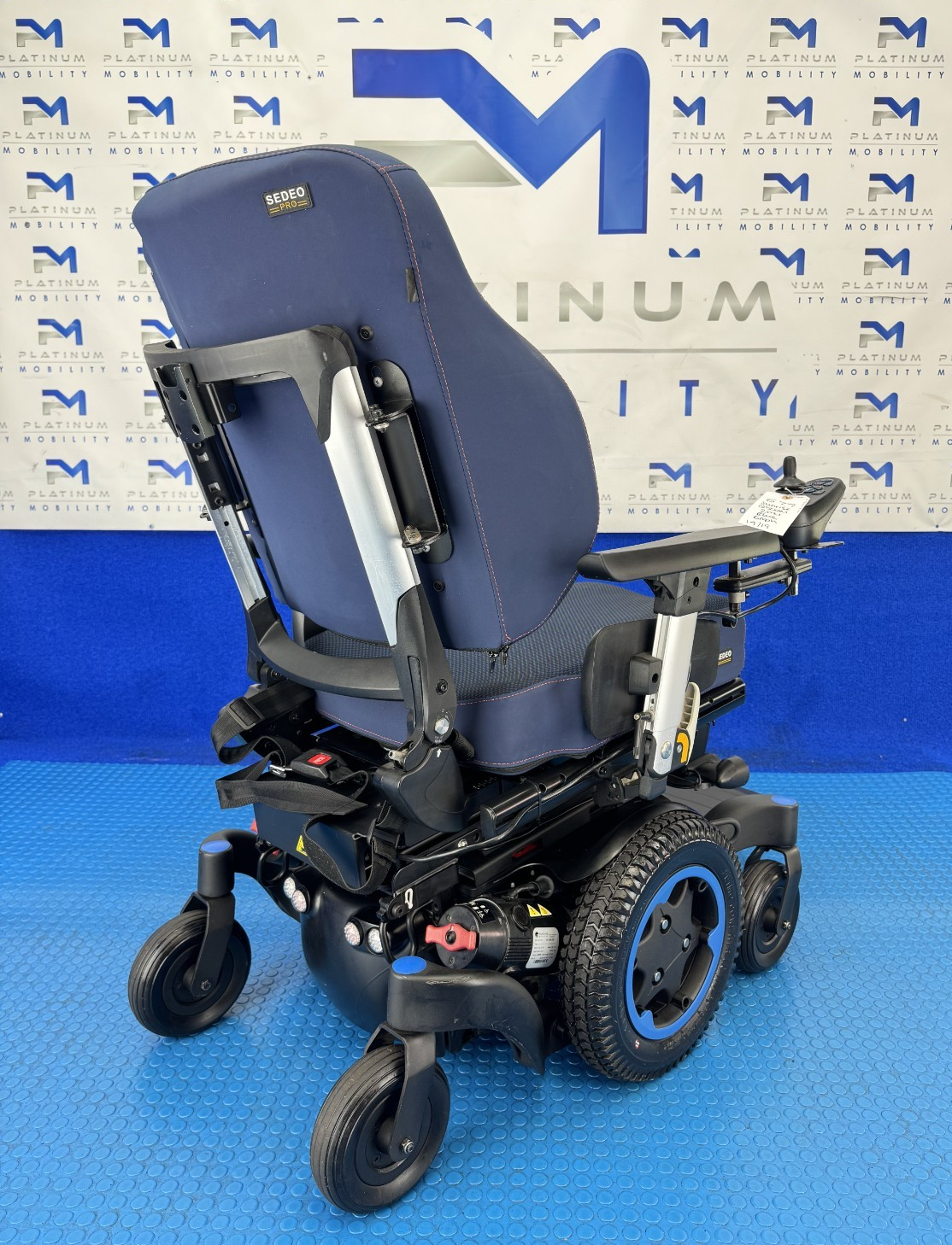 SUNRISE QUICKIE Q500M 6MPH ELECTRIC WHEELCHAIR TILT AND RISER POWERCHAIR 677