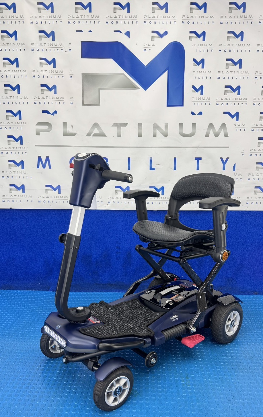 TGA Minimo AutoFold Mobility Scooter 4mph Auto Folding Air Tyres 2922