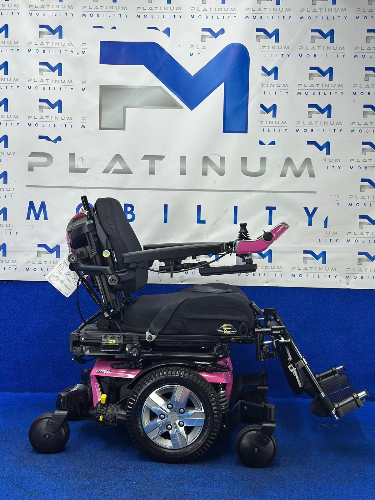 PRIDE QUANTUM Q6 EDGE 2.0 i-LEVEL 6 MPH ELECTRIC MOBILITY POWERCHAIR 1650