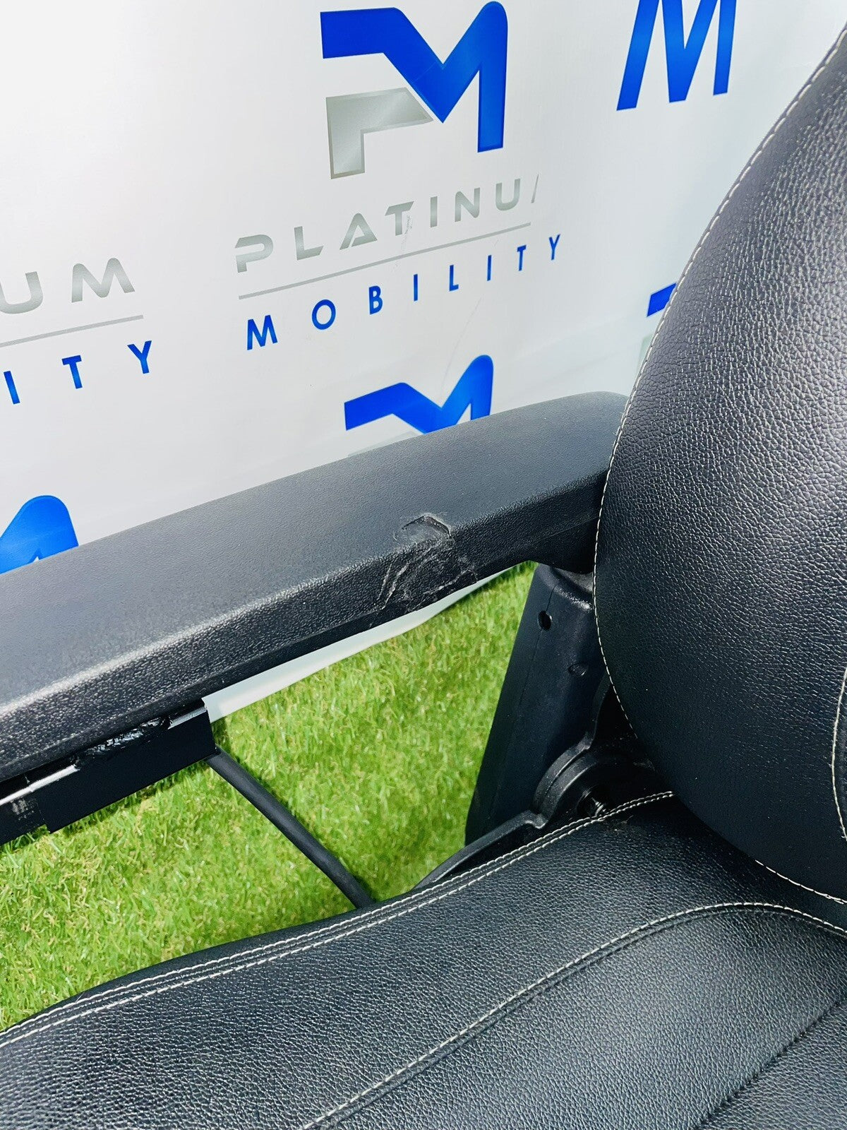 2023 VAN OS QUEST TRANSIT ELECTRIC WHEELCHAIR BOOT FOLDING SCOOTER