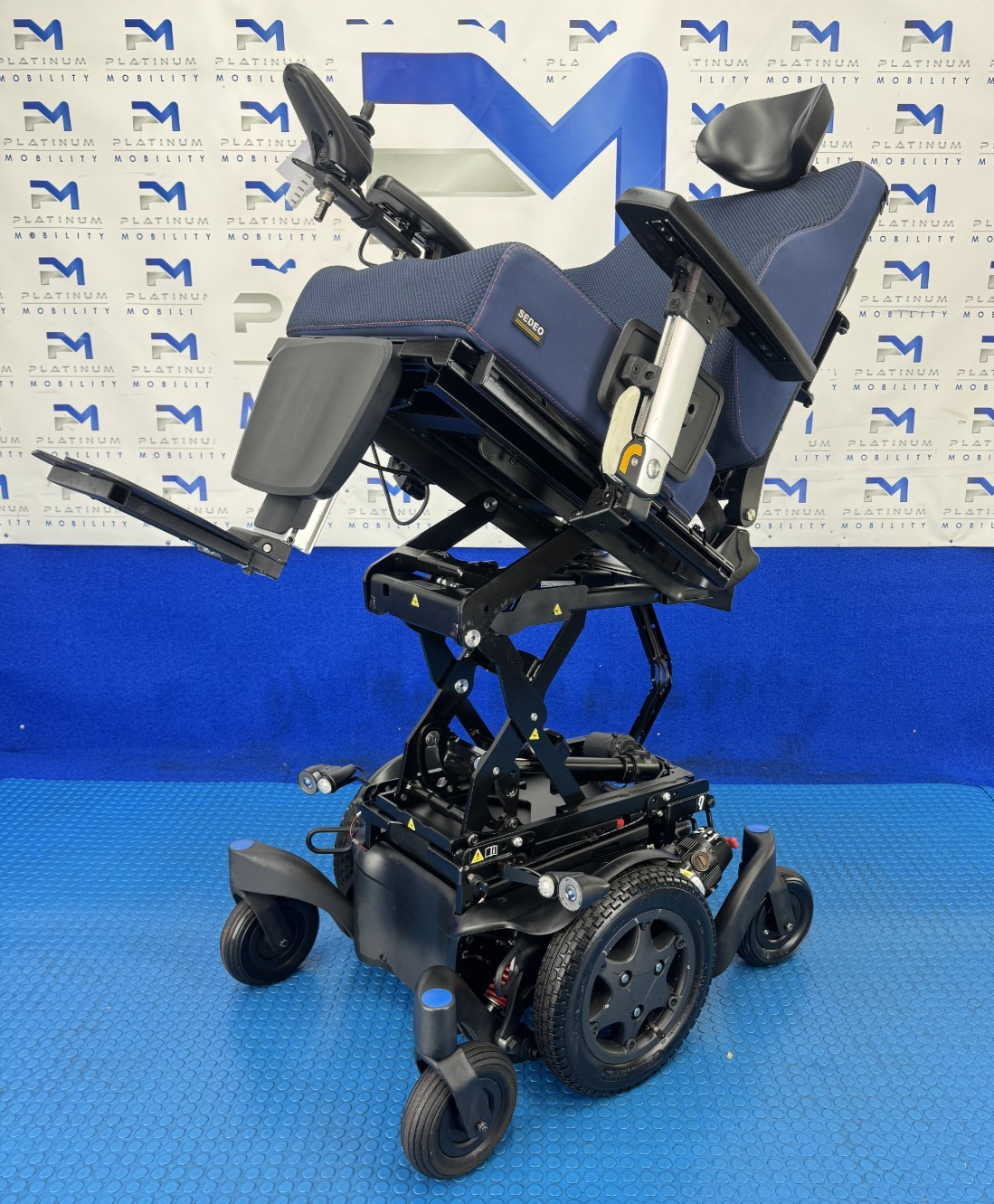 SUNRISE QUICKIE Q500M 6MPH ELECTRIC WHEELCHAIR RISER POWERCHAIR 2280