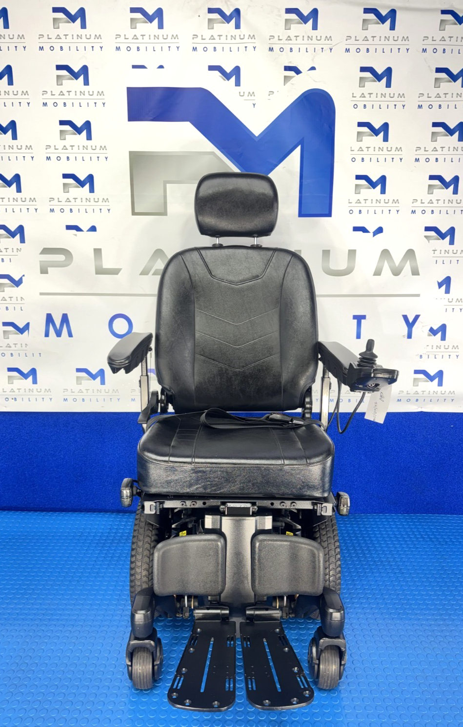 Quantum Edge 3 Stretto Powerchair – 6mph Electric Wheelchair 2198