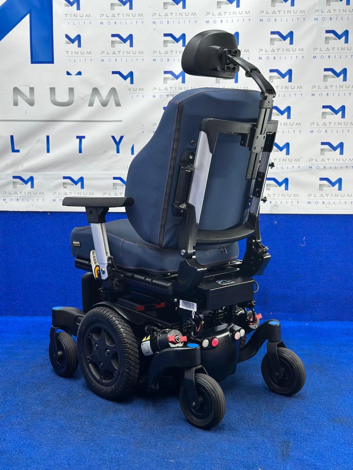 Quickie Q500 M Powerchair – 6mph Riser Electric Wheelchair by Sunrise (1423)