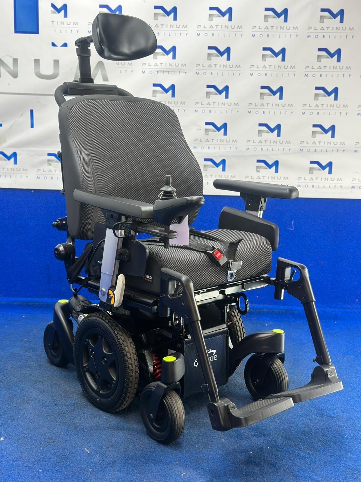 Quickie Q300 Mini Powerchair – 4mph Tilt Electric Wheelchair by Sunrise (1237)