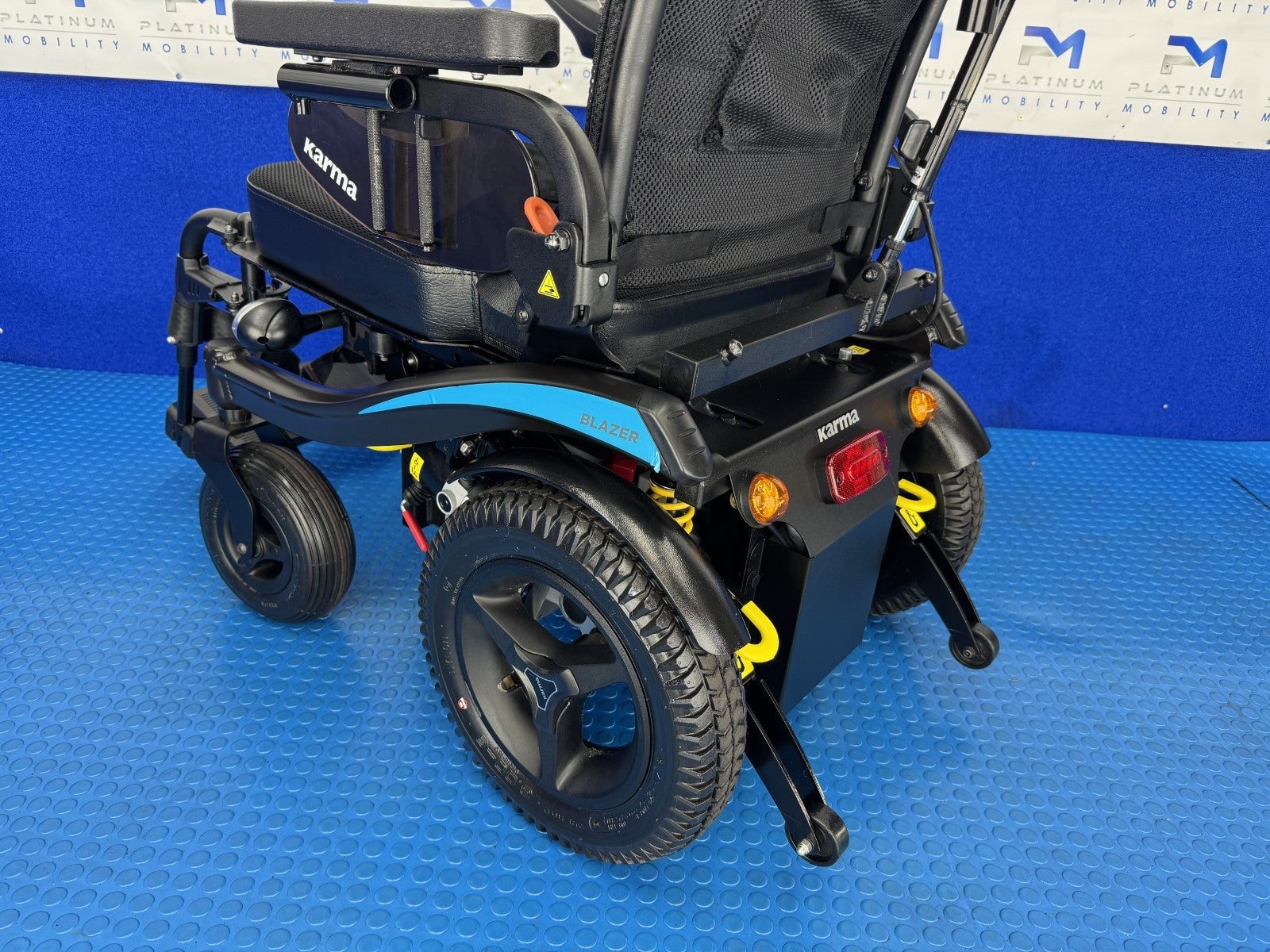 KARMA BLAZER 2 MOBILITY ELECTRIC WHEELCHAIR POWERCHAIR 6 MPH All Terrain