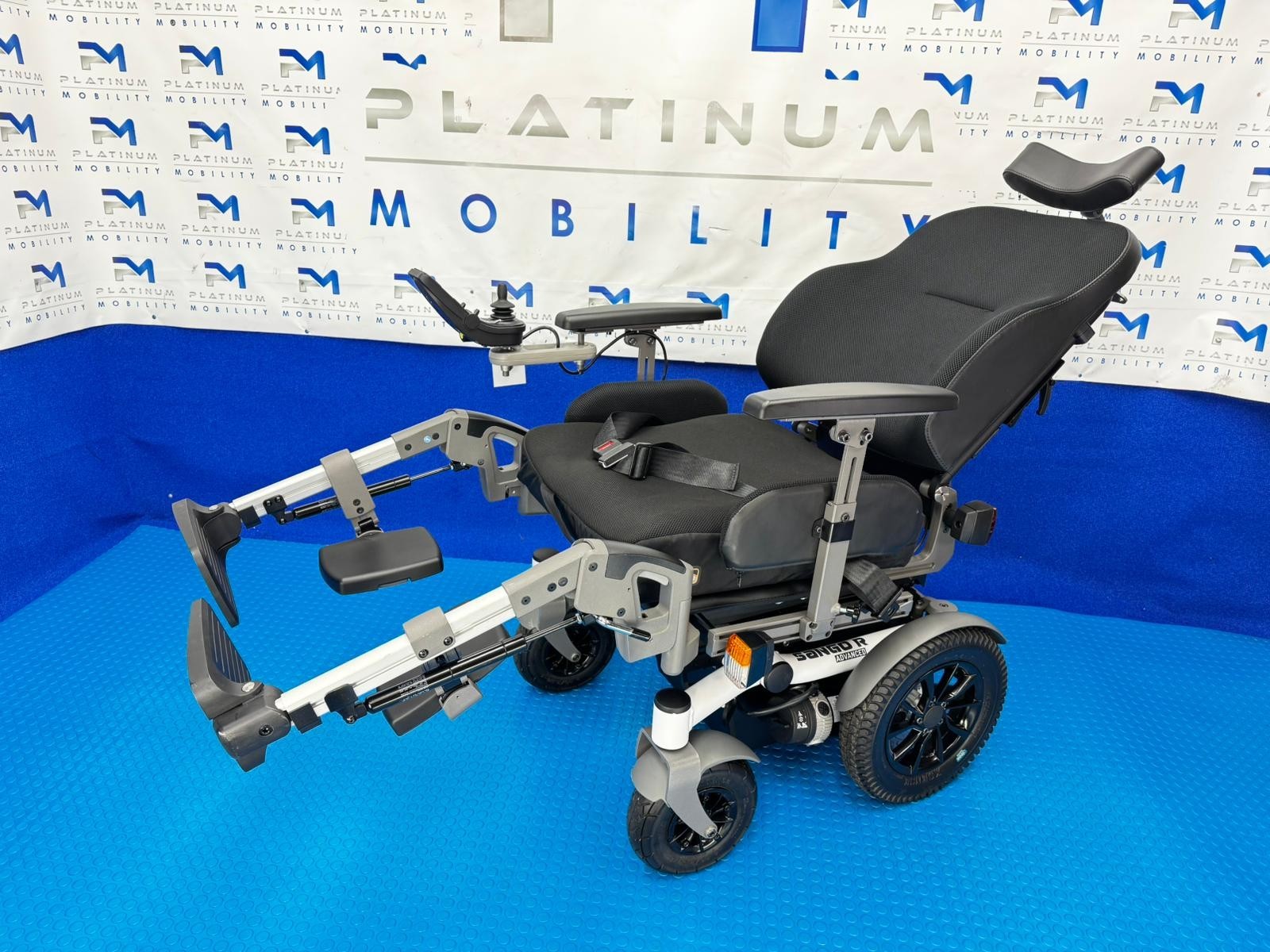 Dietz Sango Advanced R RWD 6mph All Terrain Electric Wheelchair Powerchair 1921