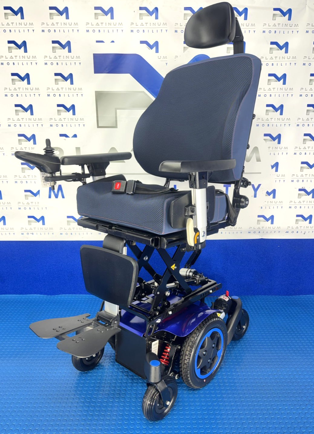 Sunrise Quickie Q300M Powerchair 4 mph Riser, Tilt Electric Wheelchair 4020