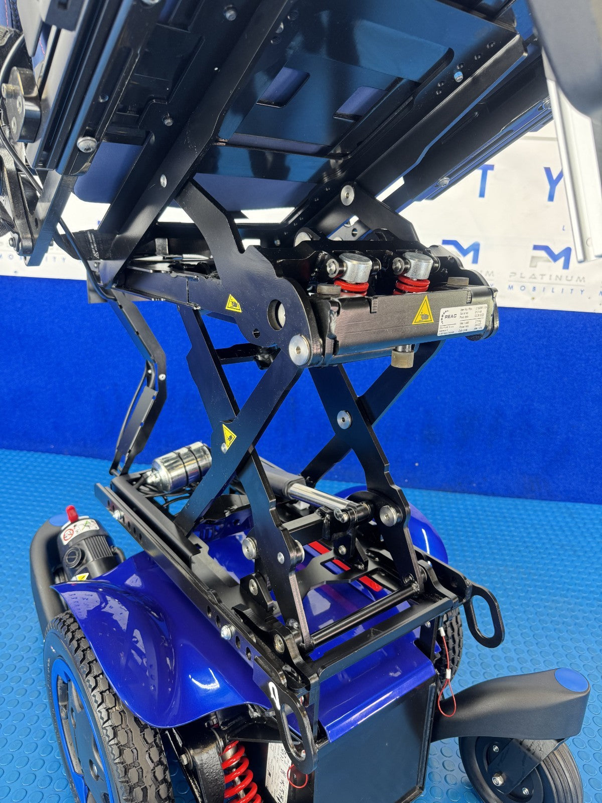 Sunrise Quickie Q300 Mini – 4mph Rise and Tilt Electric Wheelchair 2340