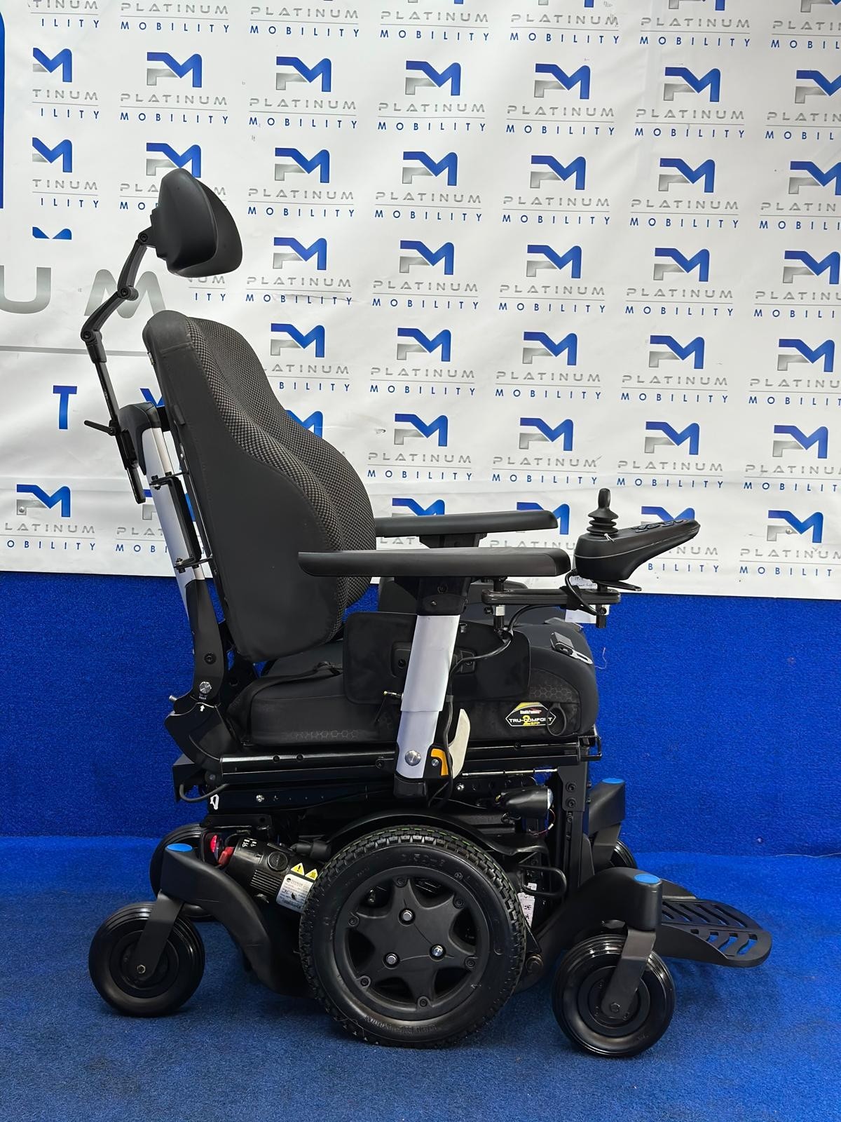 2024 Quickie Q500 M Powerchair – 6mph Riser Electric Wheelchair by Sunrise (1412