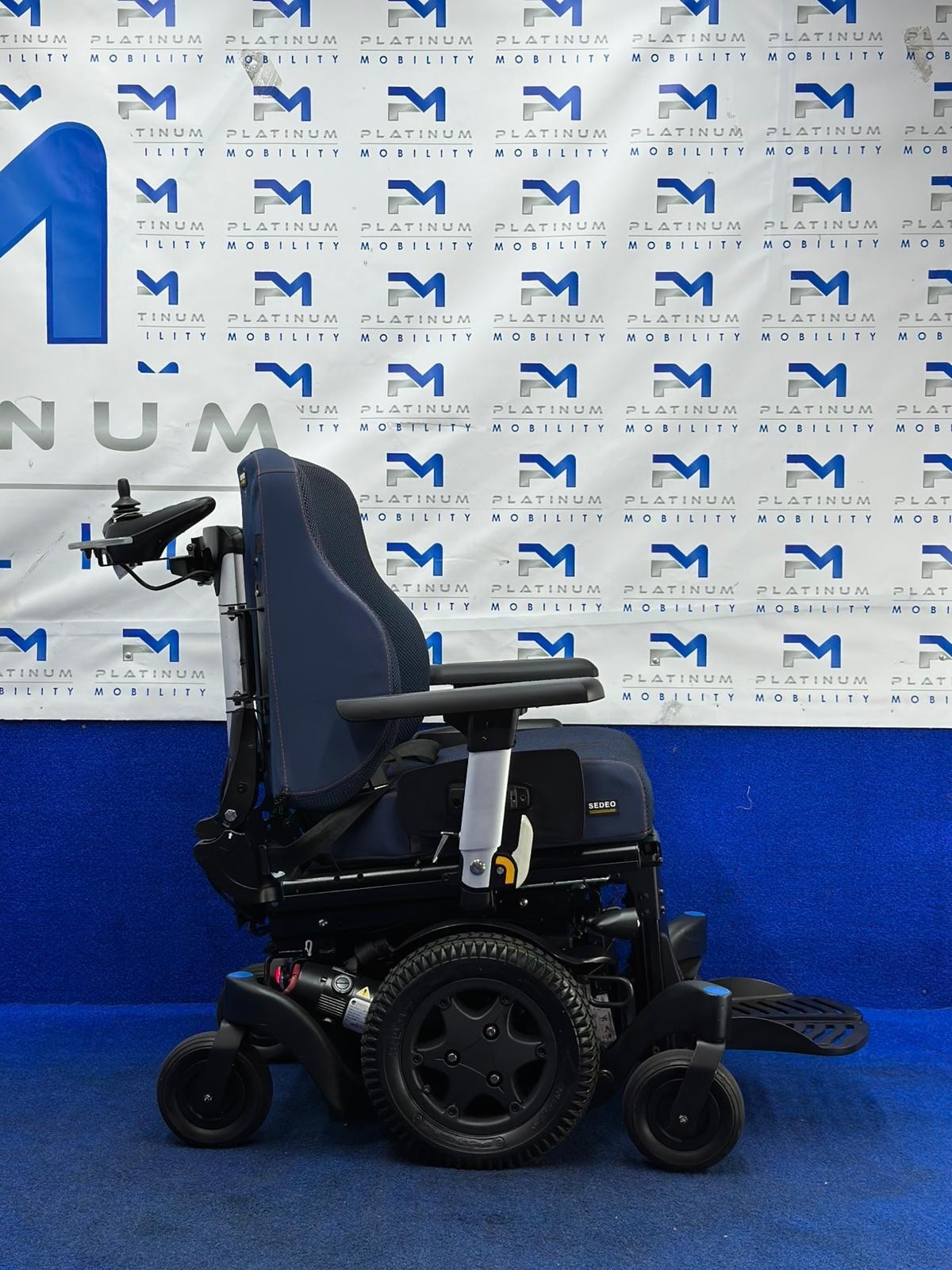 Quickie Q500 M Powerchair – 6mph Riser Electric Wheelchair by Sunrise 1439