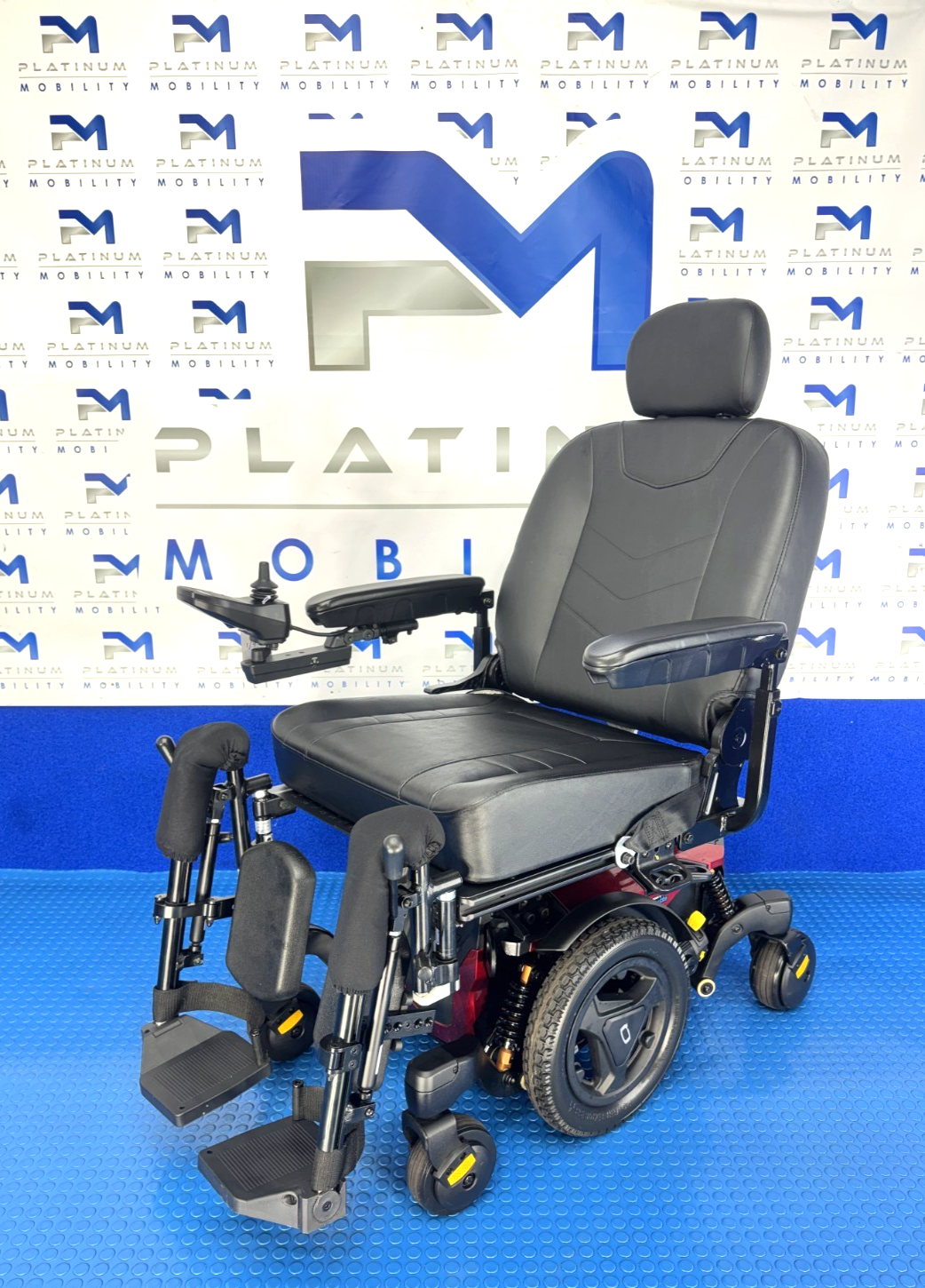 Quantum Edge 3 Stretto Powerchair – 4mph Hydraulic Legs Electric Wheelchair 4011