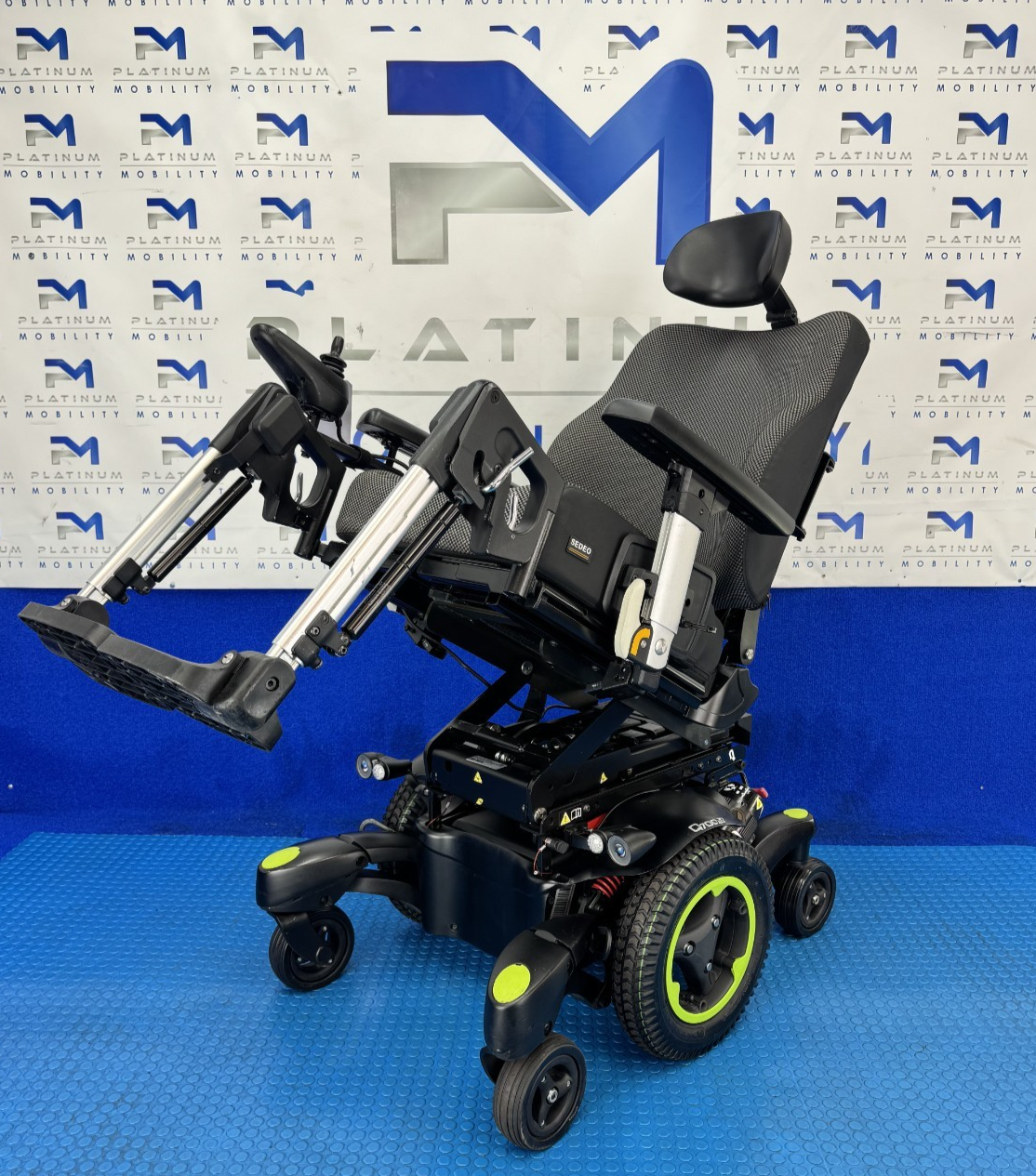 Sunrise Quickie Q700 M Powerchair – 6mph Riser Tilt Electric Wheelchair 2247