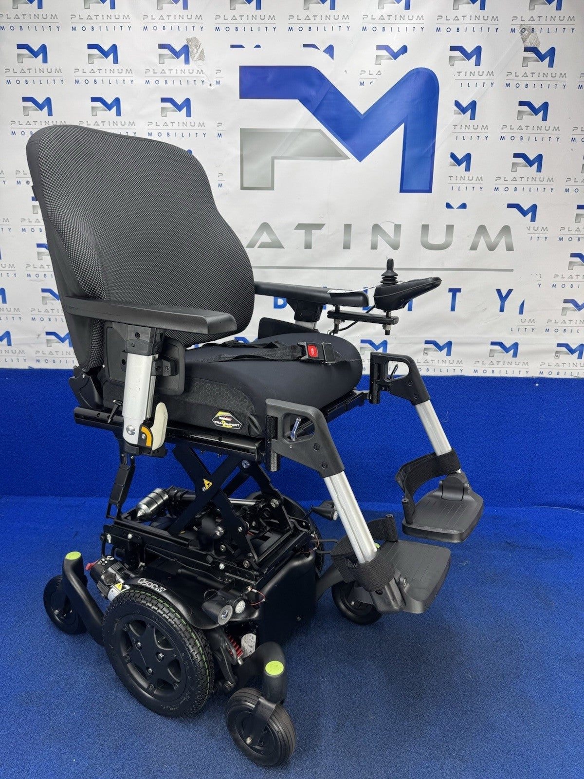 Quickie Q500M Powerchair – 6mph Riser Electric Wheelchair by Sunrise 1603