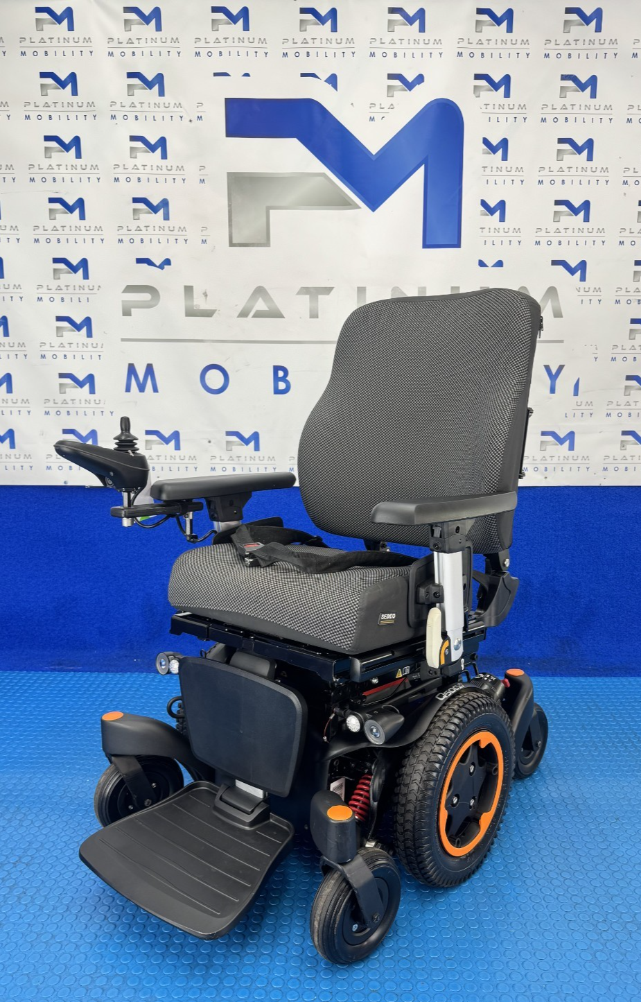 SUNRISE QUICKIE Q500M 6MPH ELECTRIC WHEELCHAIR RISER AND TILT POWERCHAIR 1983