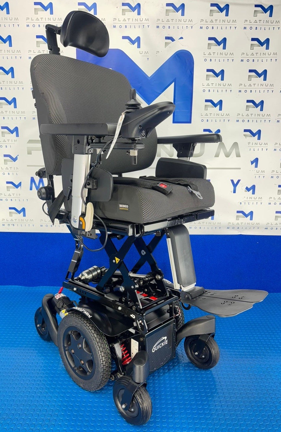 Sunrise Quickie Q300M Powerchair 4 mph Riser, Tilt Electric Wheelchair 2485